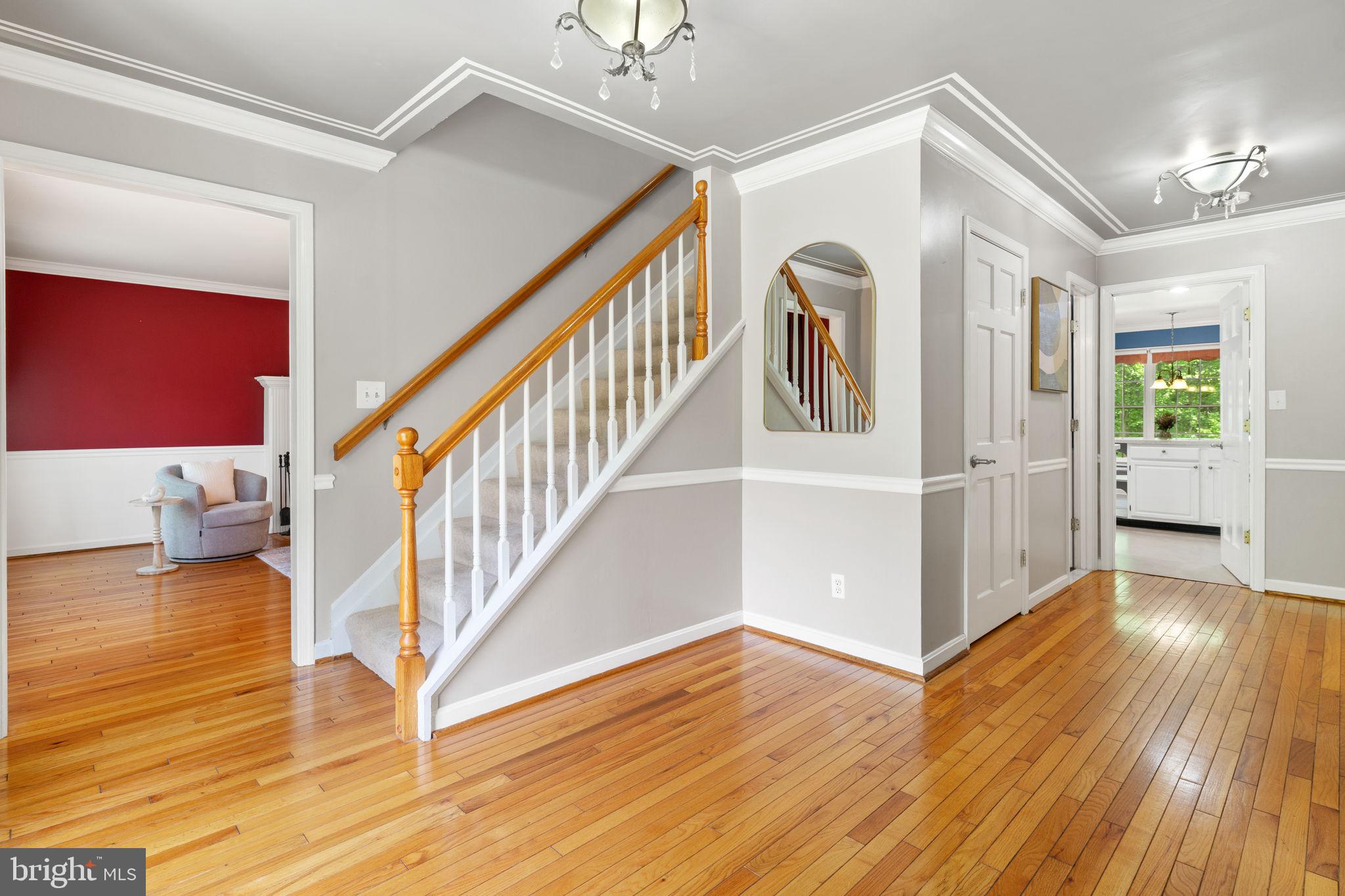 TWIN LAKES - Residential