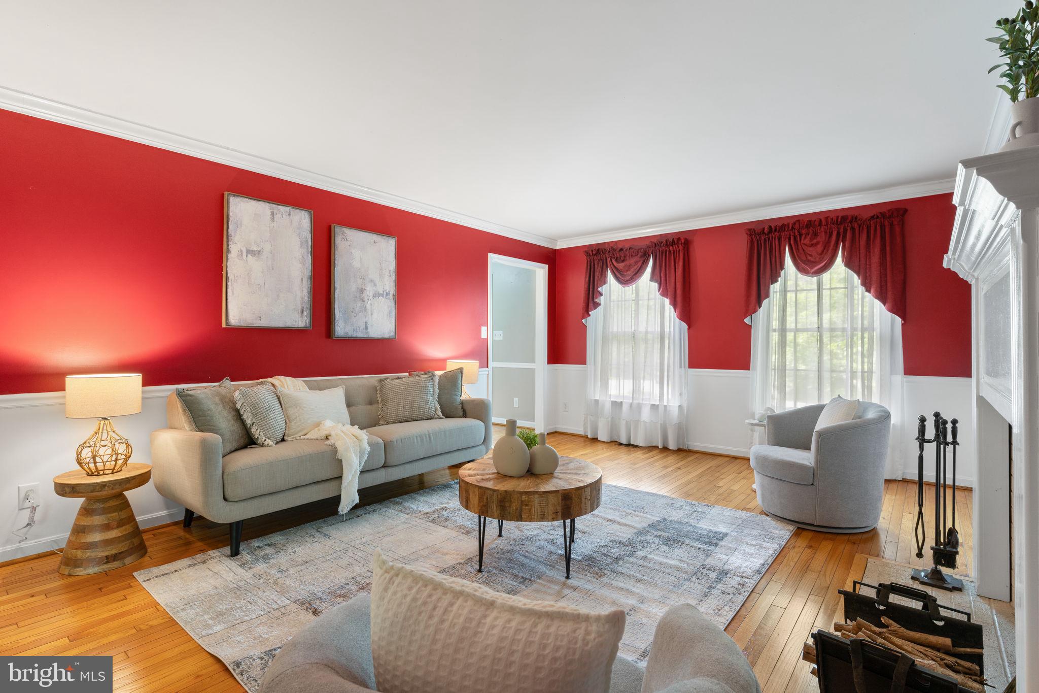 TWIN LAKES - Residential