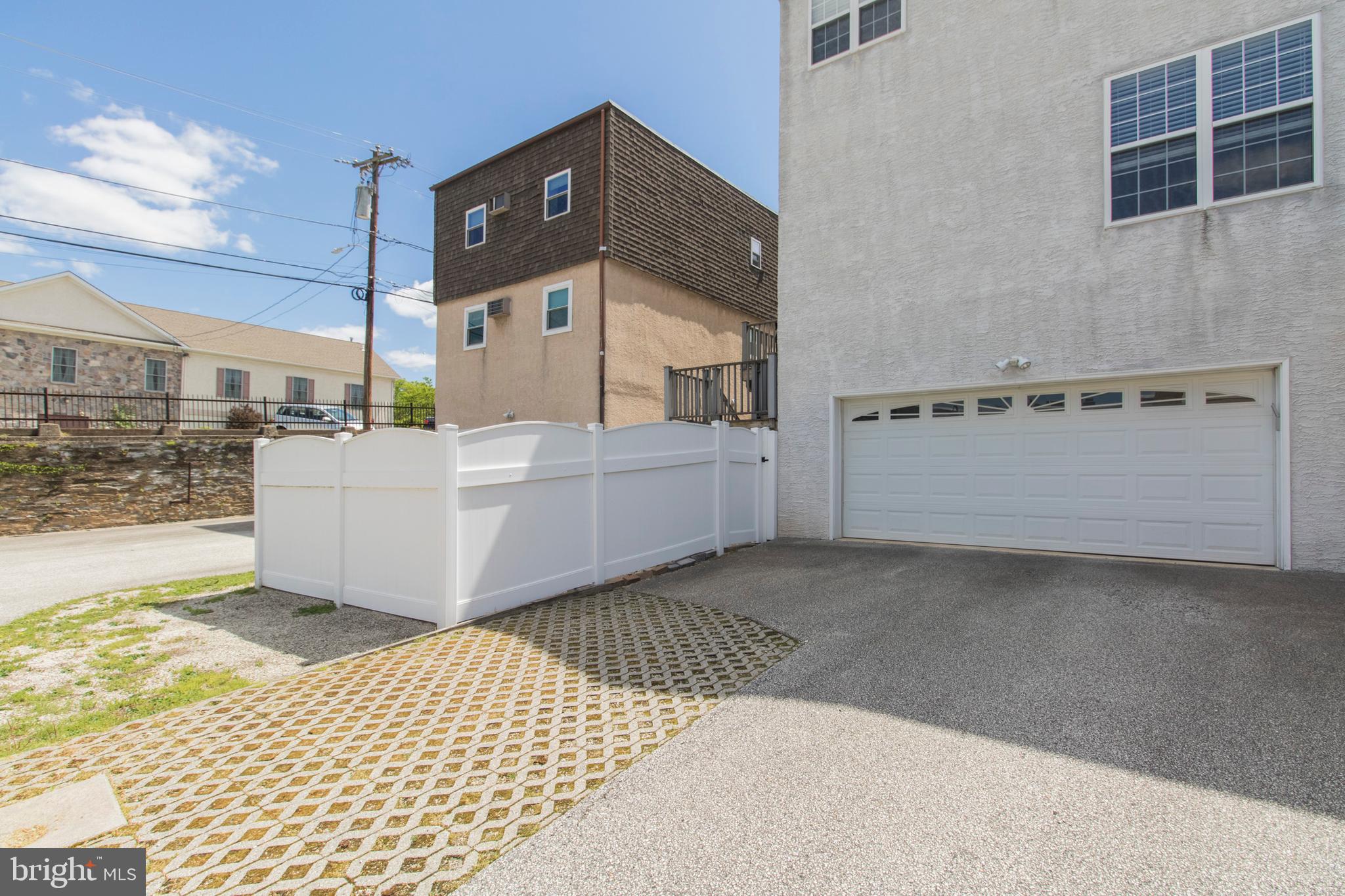 CONSHOHOCKEN - Residential