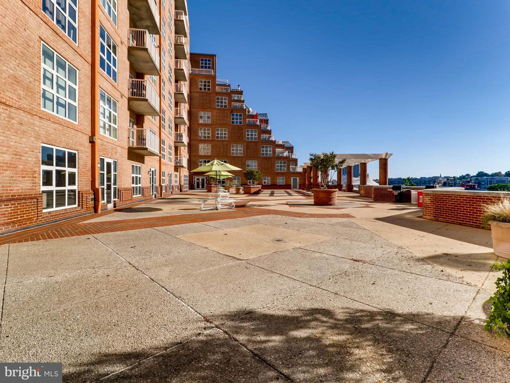 INNER HARBOR - Residential