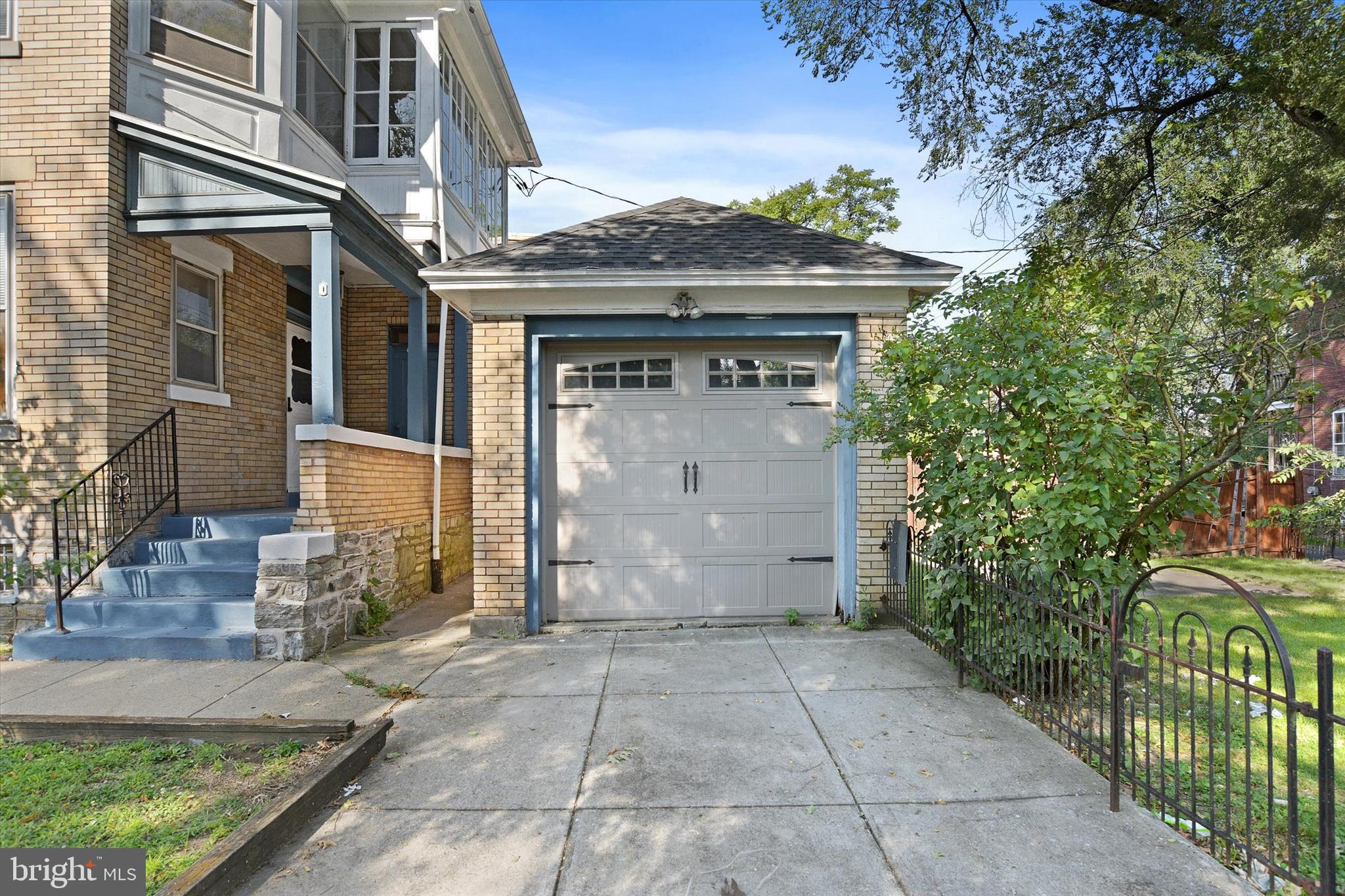 HARRISBURG CITY - Residential