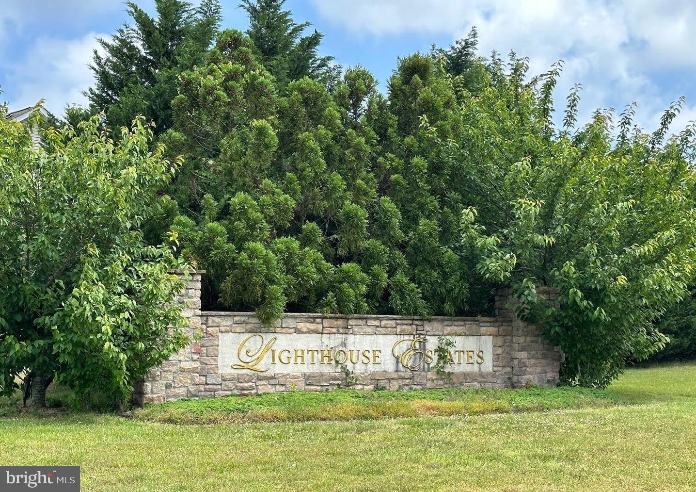 LIGHTHOUSE ESTATES - Residential