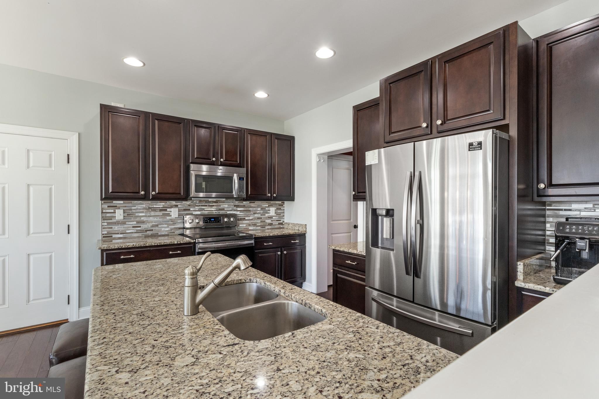 LIGHTHOUSE ESTATES - Residential