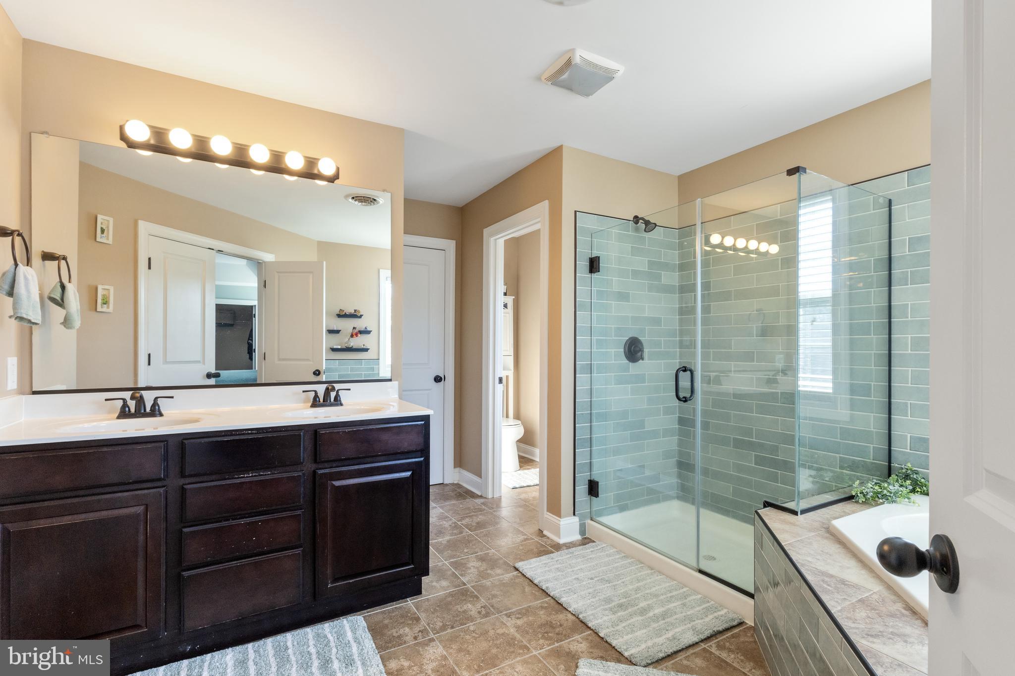 LIGHTHOUSE ESTATES - Residential