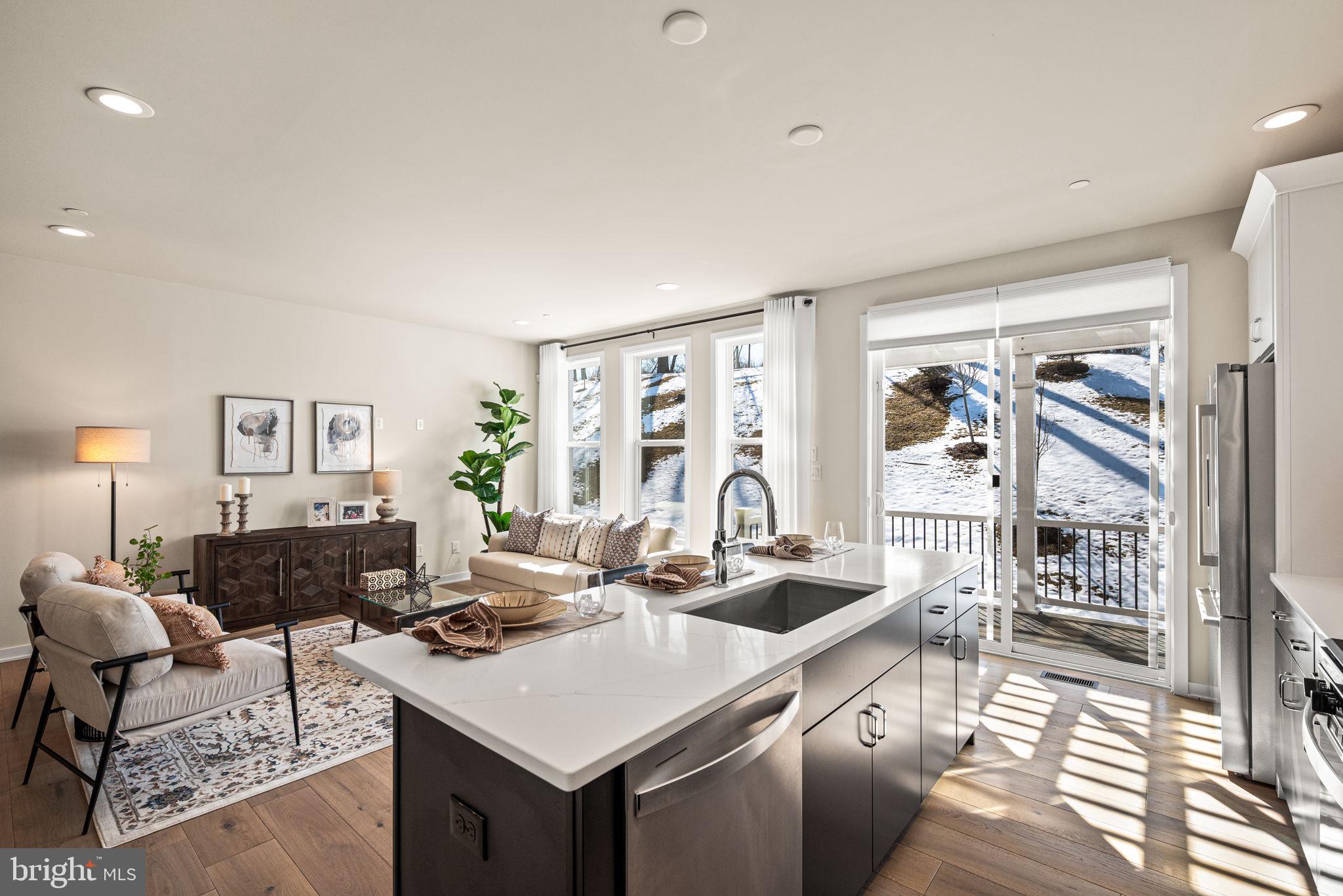 FRANKLIN STATION - Residential