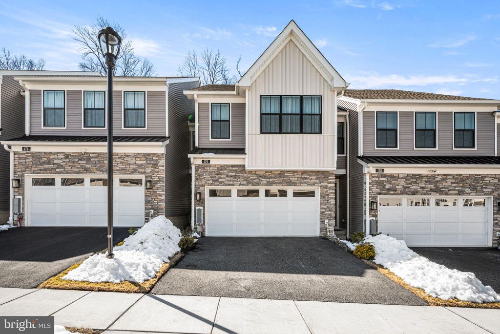 Photo of 176 Kennedy Drive, MEDIA, PA 19063 (MLS # PADE2108422)