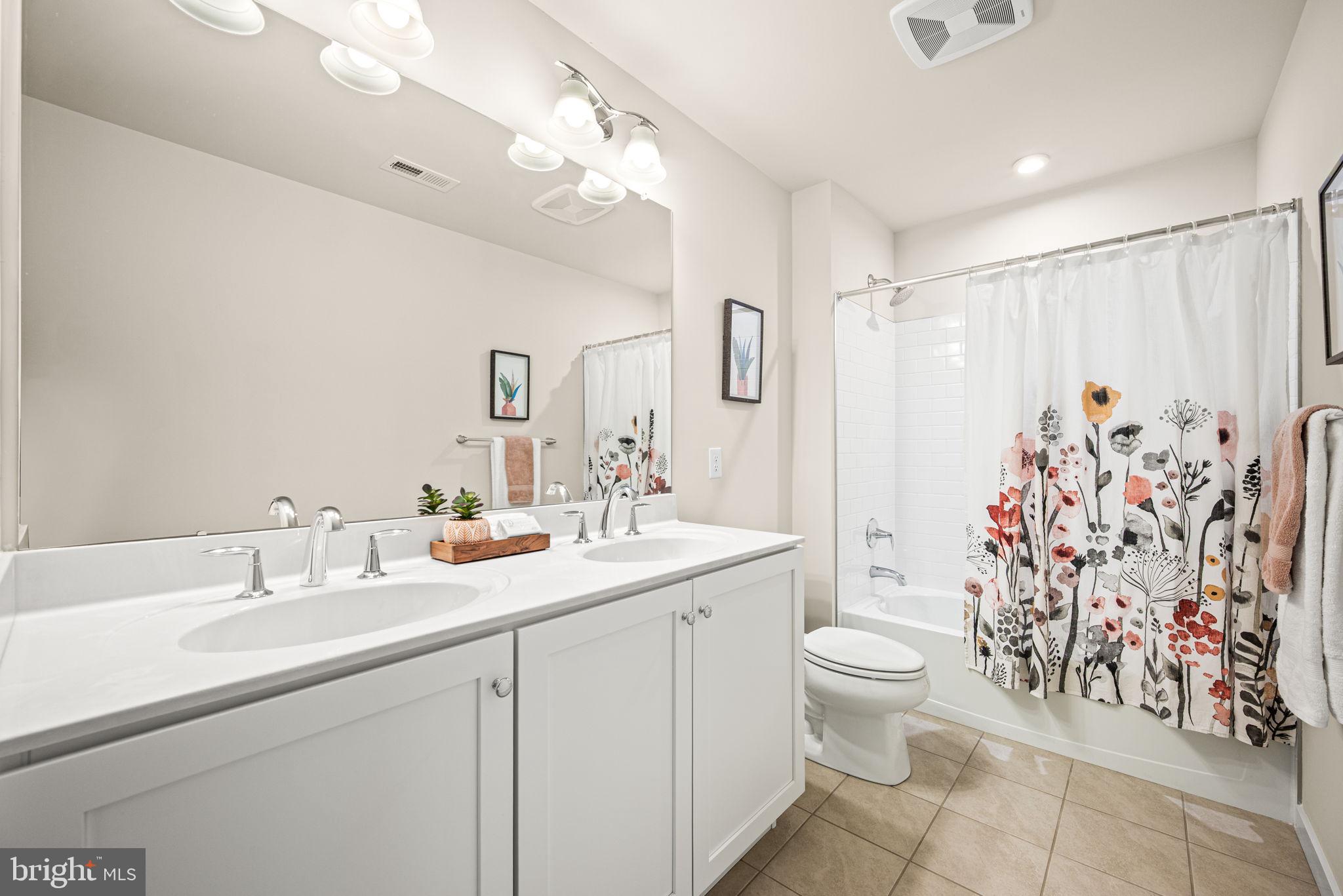 FRANKLIN STATION - Residential