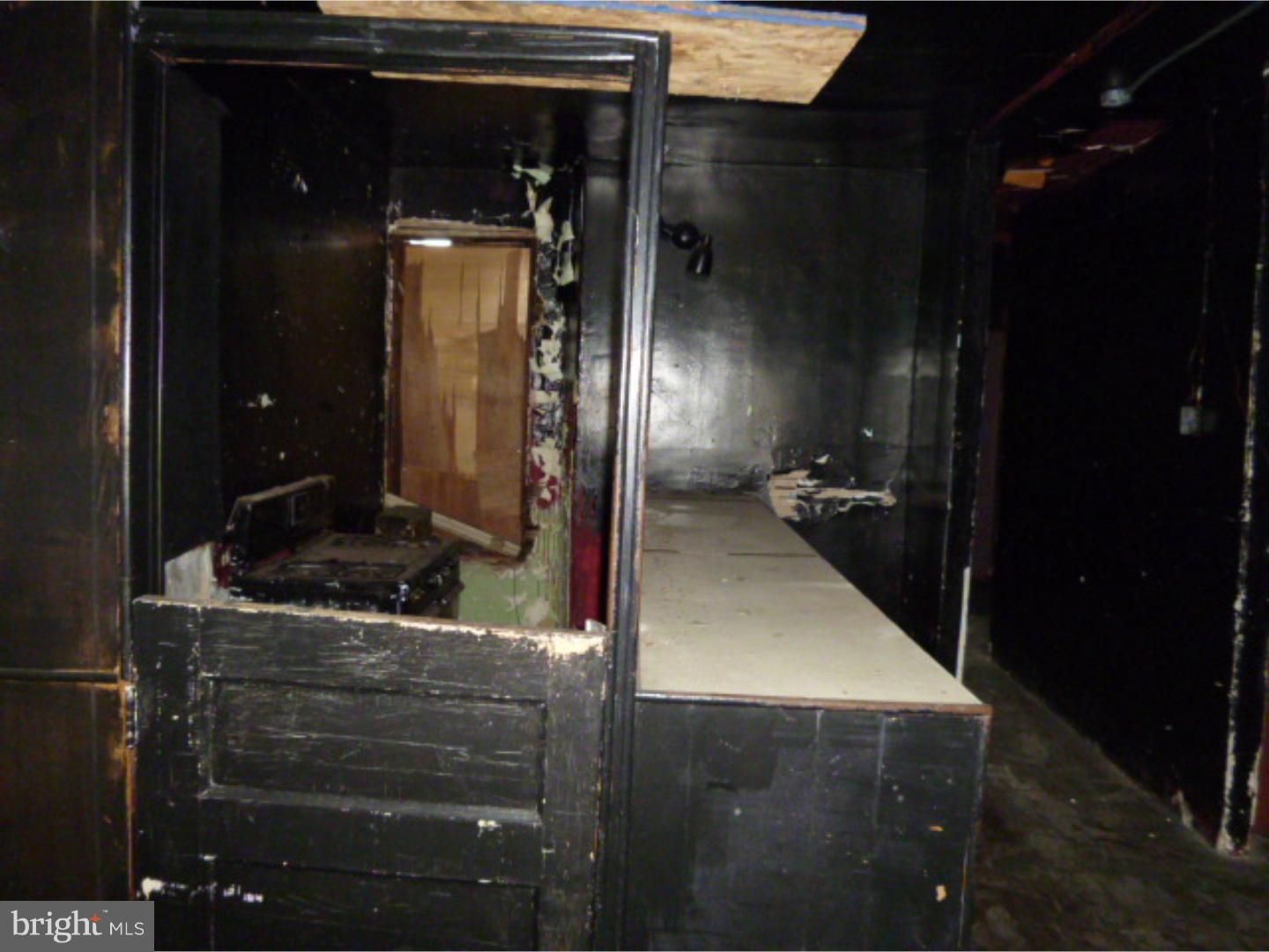 WEST PHILADELPHIA - Commercial Sale