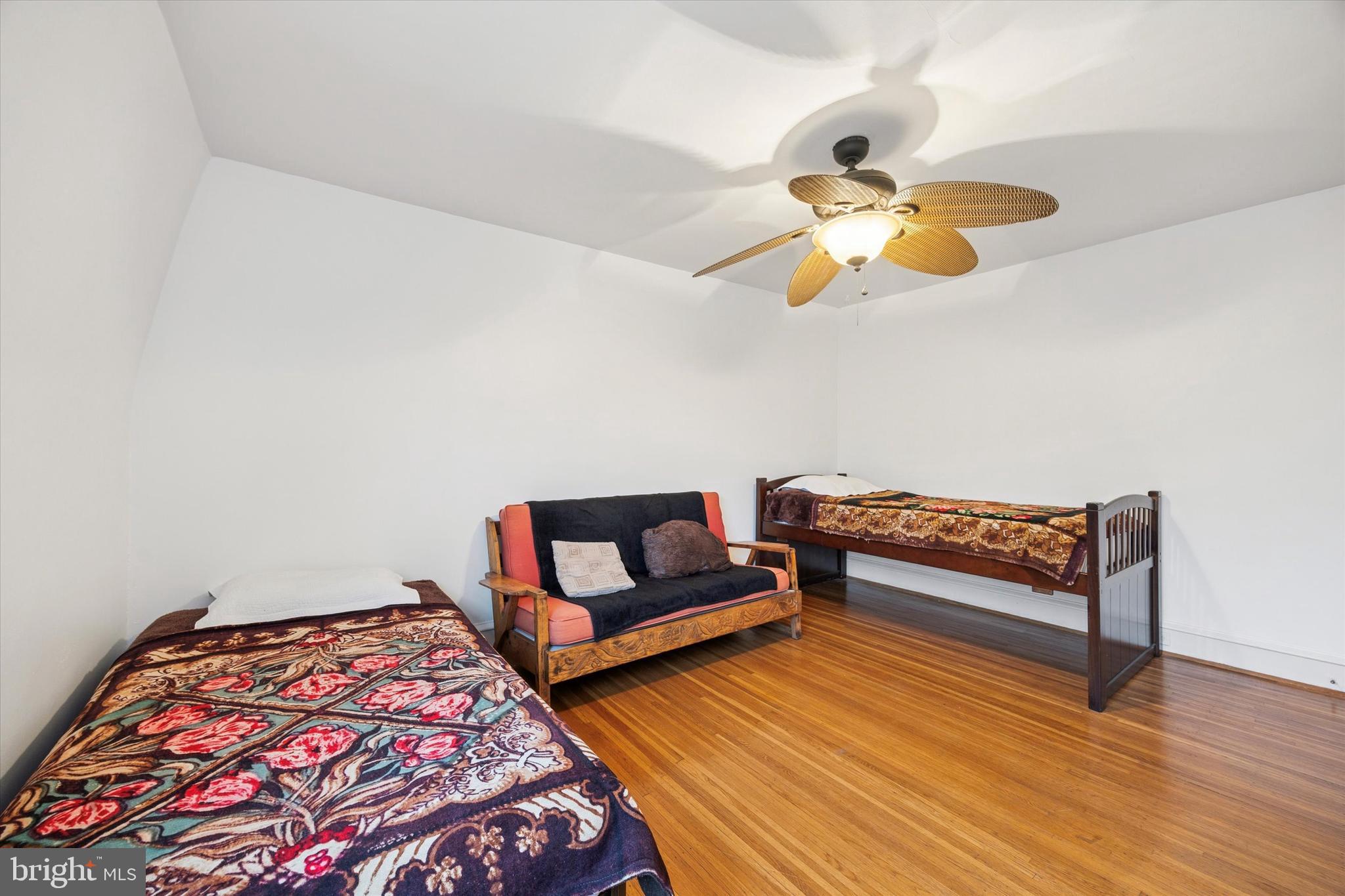 STONEHURST - Residential