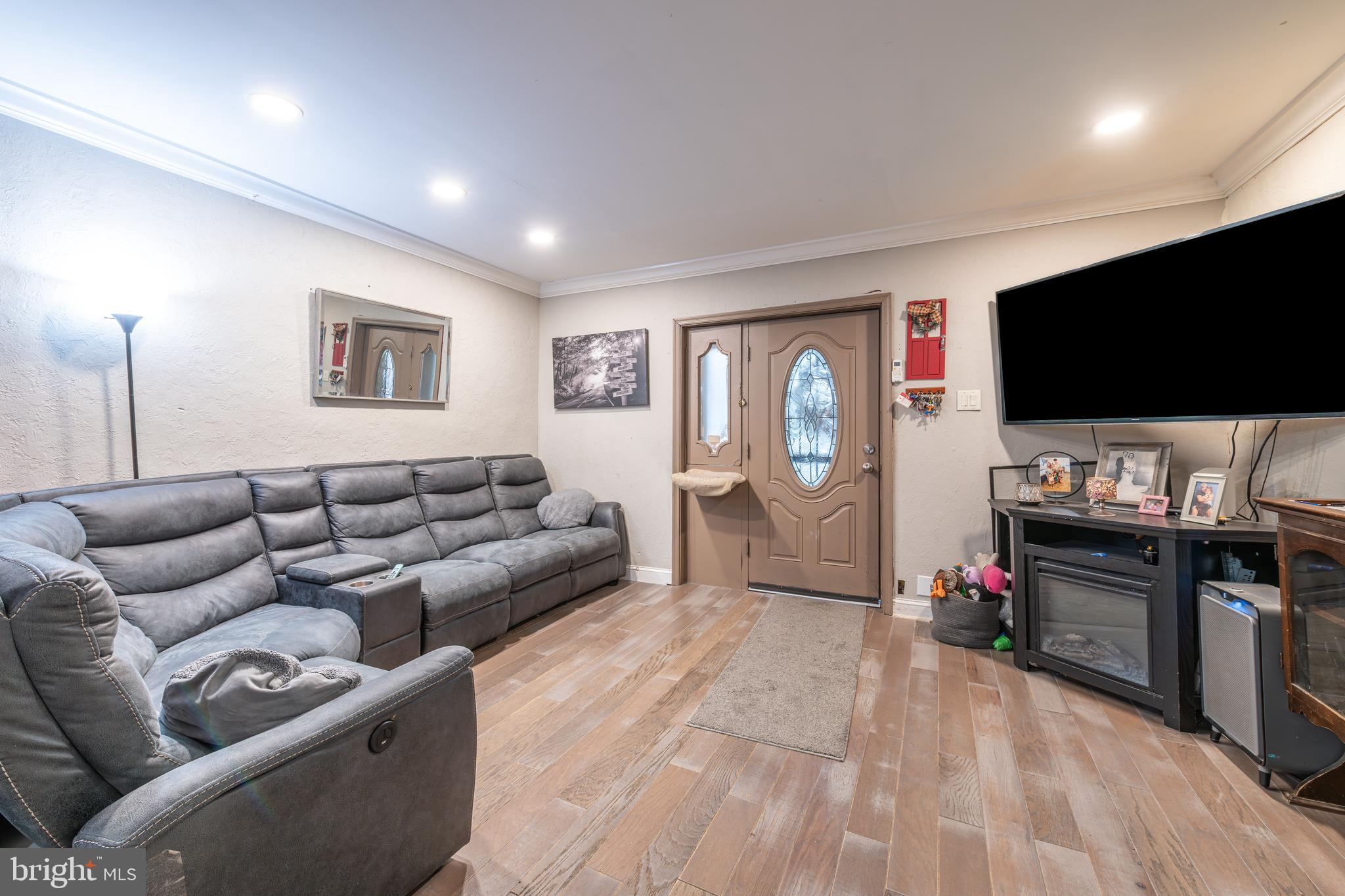 MARCONI PARK EAST - Residential