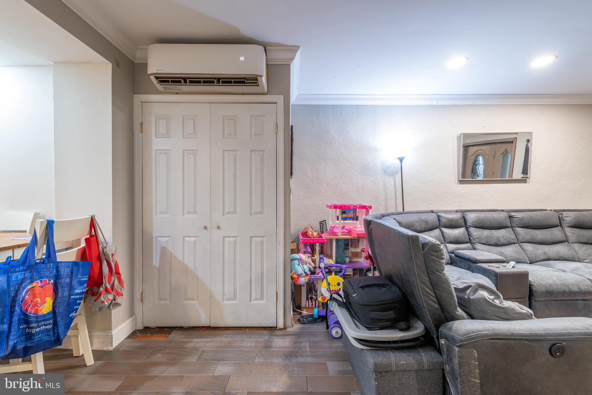 MARCONI PARK EAST - Residential