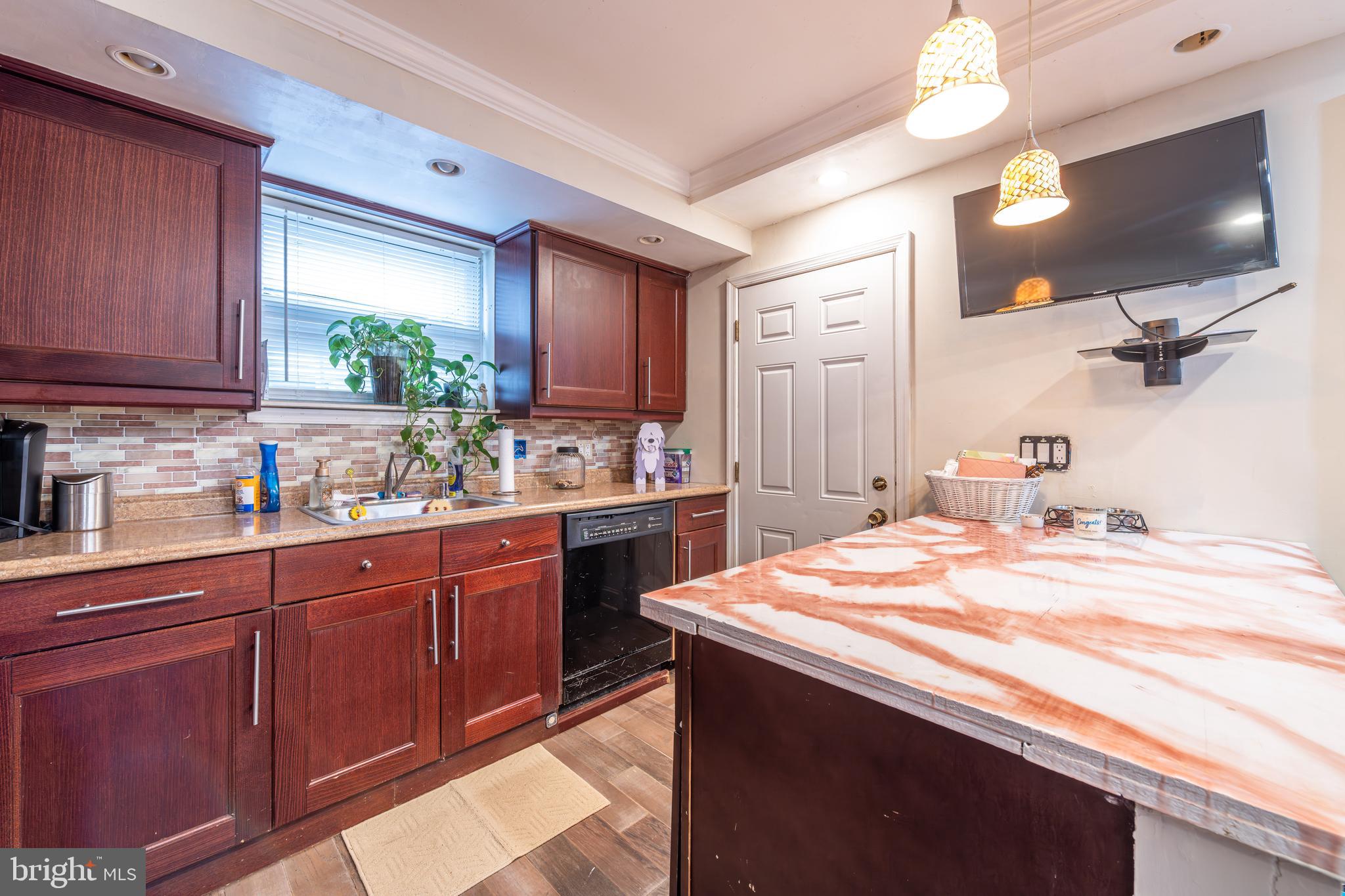 MARCONI PARK EAST - Residential