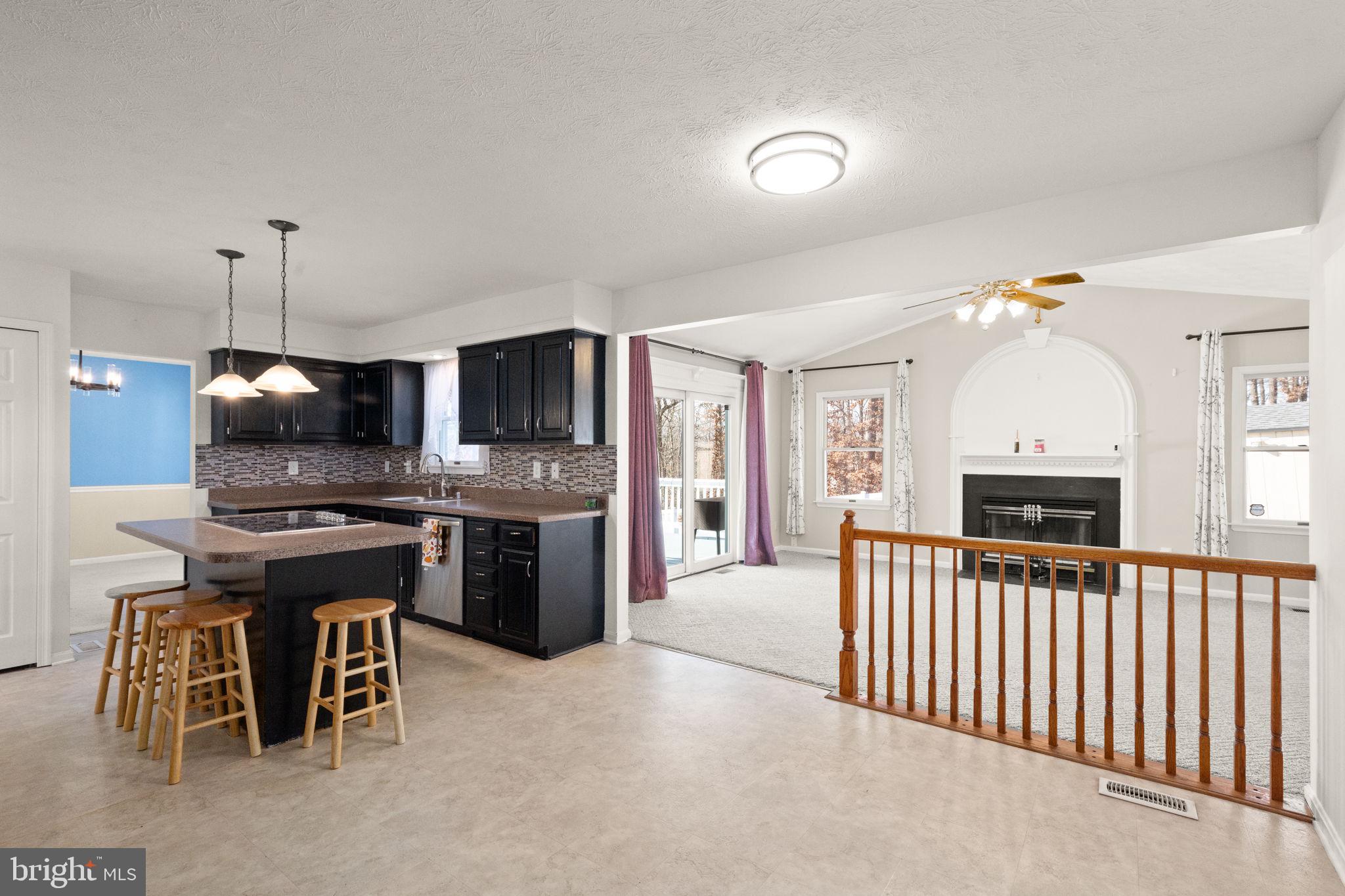 RIVERSIDE - Residential