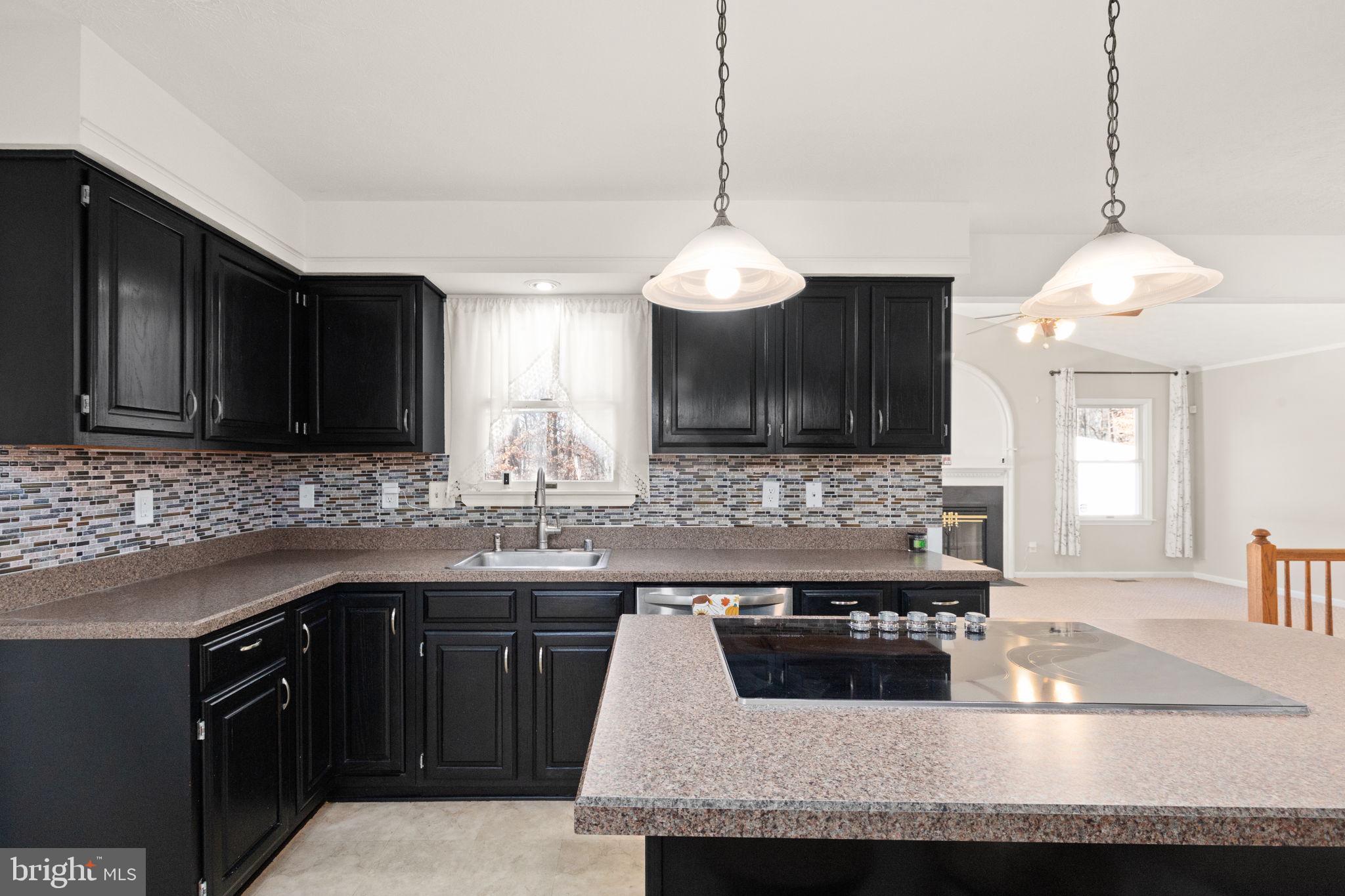 RIVERSIDE - Residential