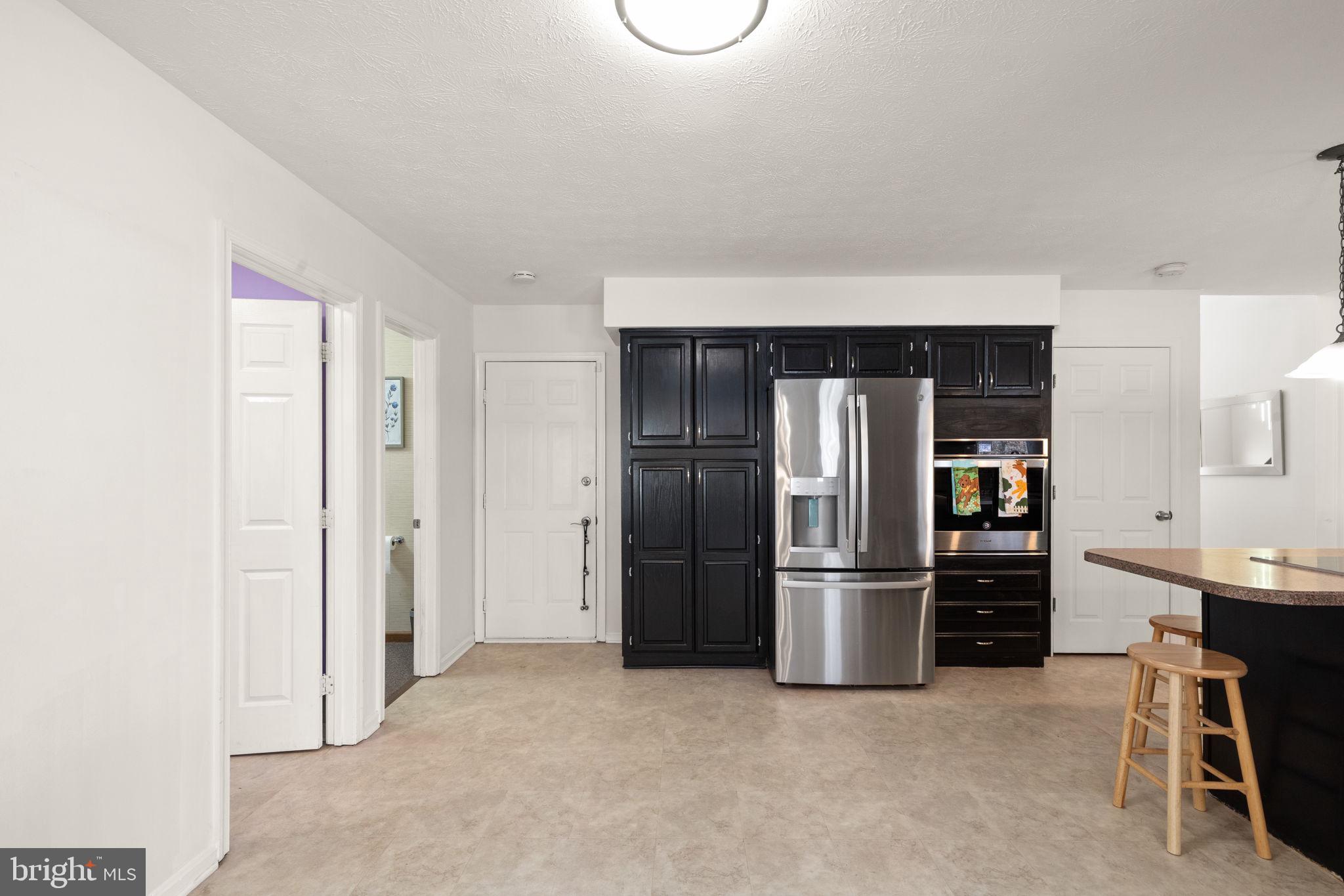 RIVERSIDE - Residential