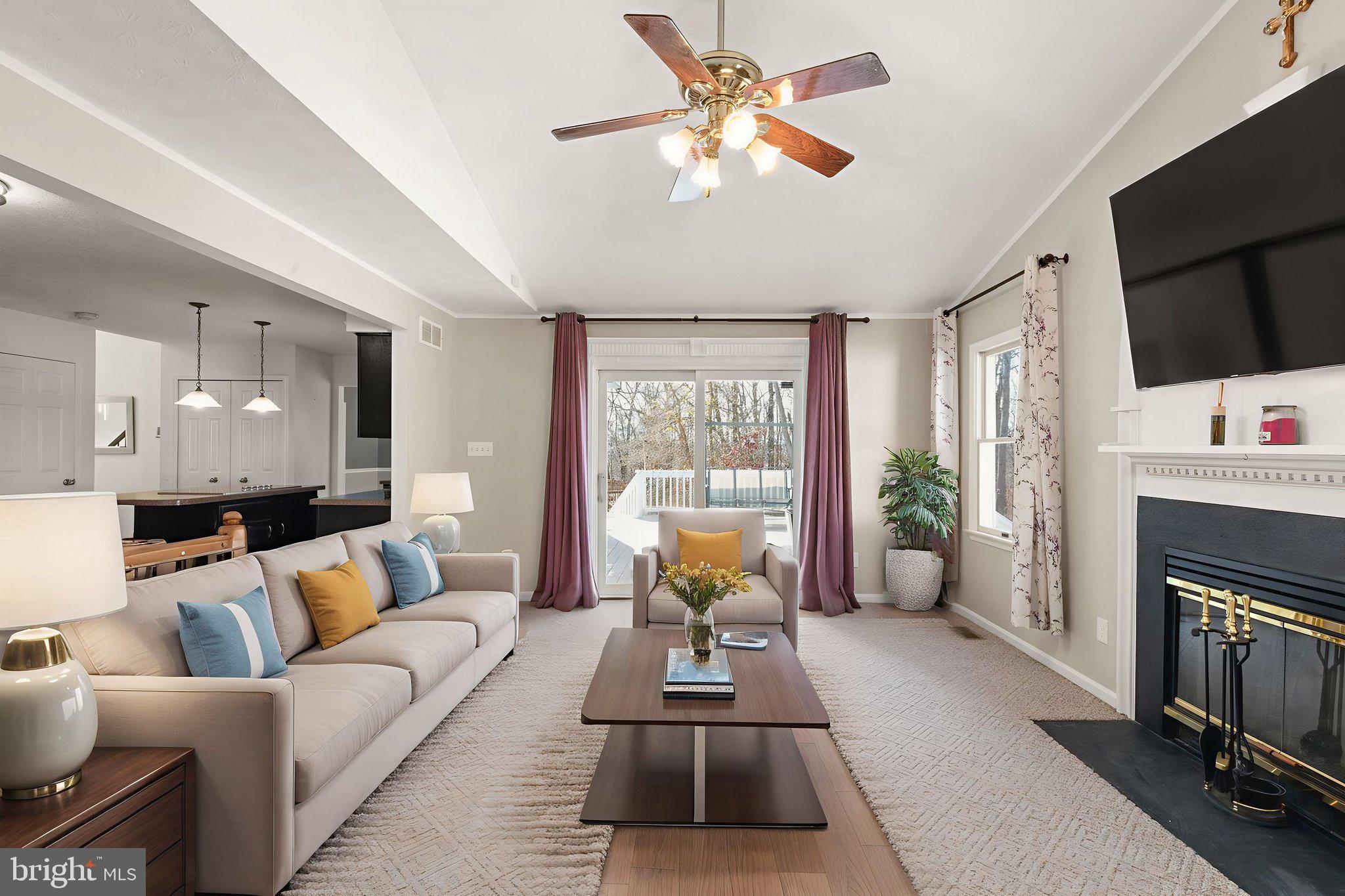 RIVERSIDE - Residential