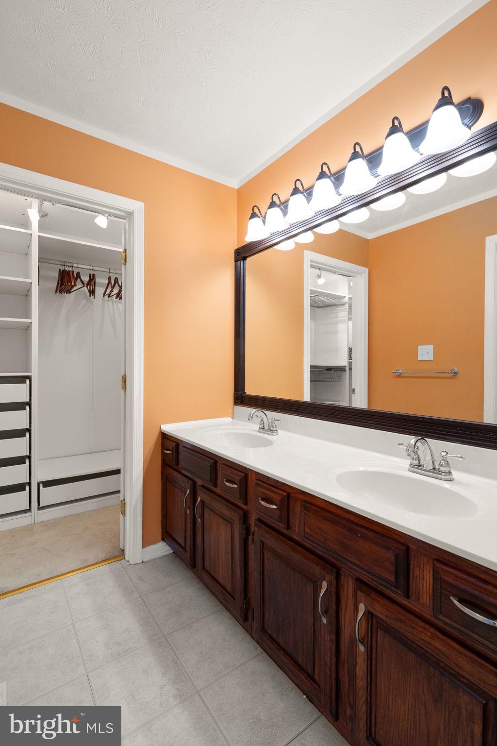 RIVERSIDE - Residential