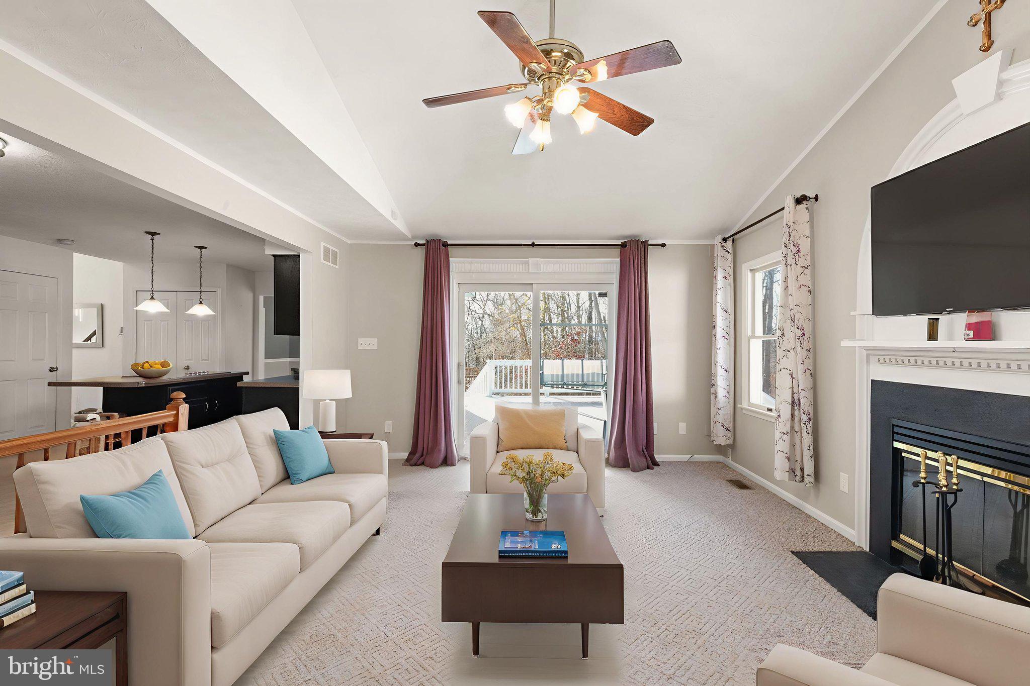 RIVERSIDE - Residential