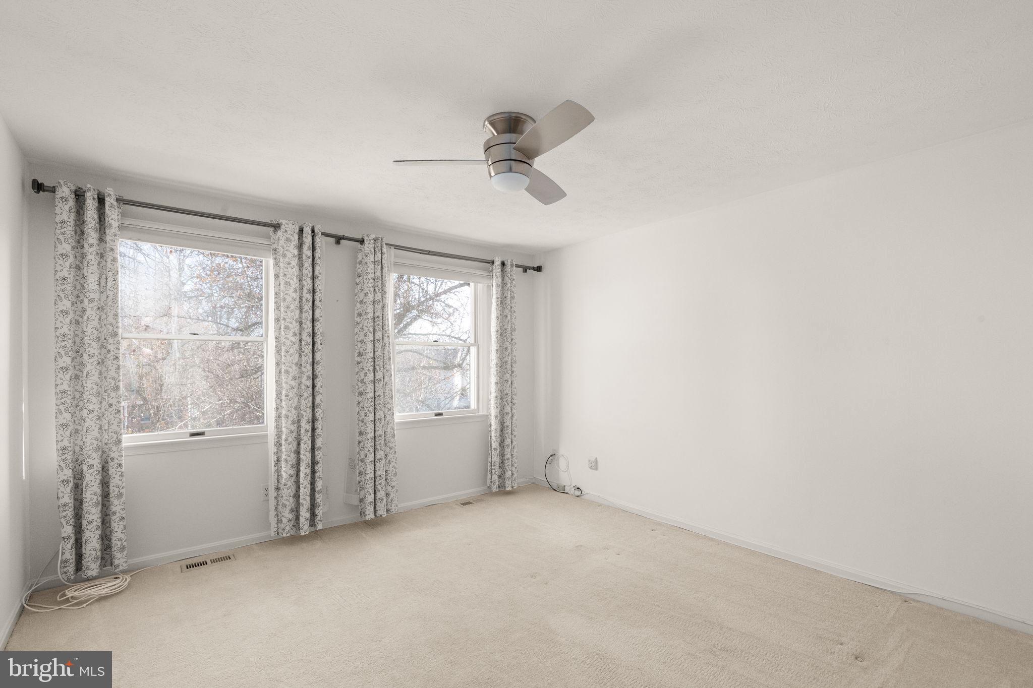 RIVERSIDE - Residential