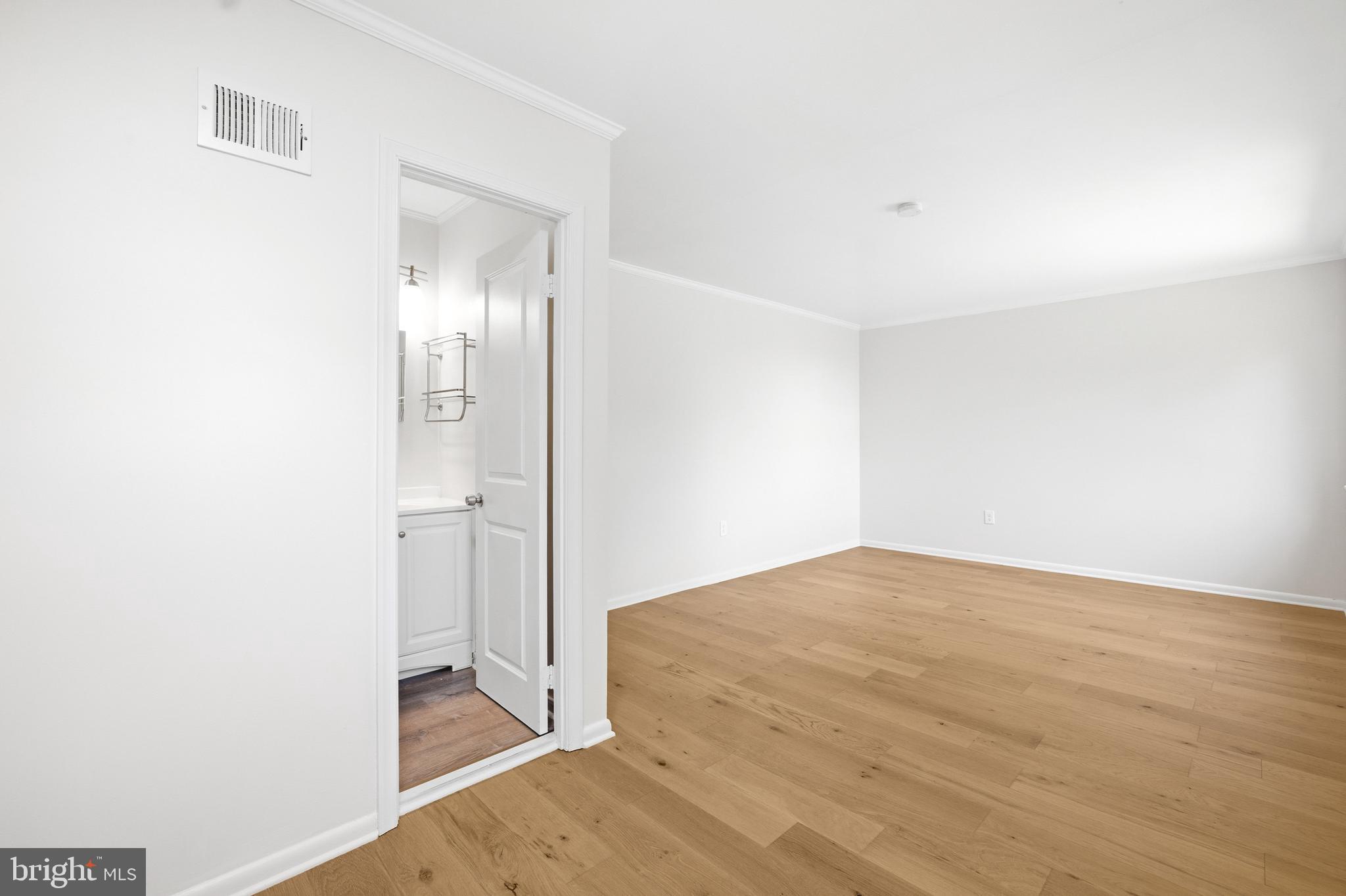 WOODLAWN TERRACE - Residential