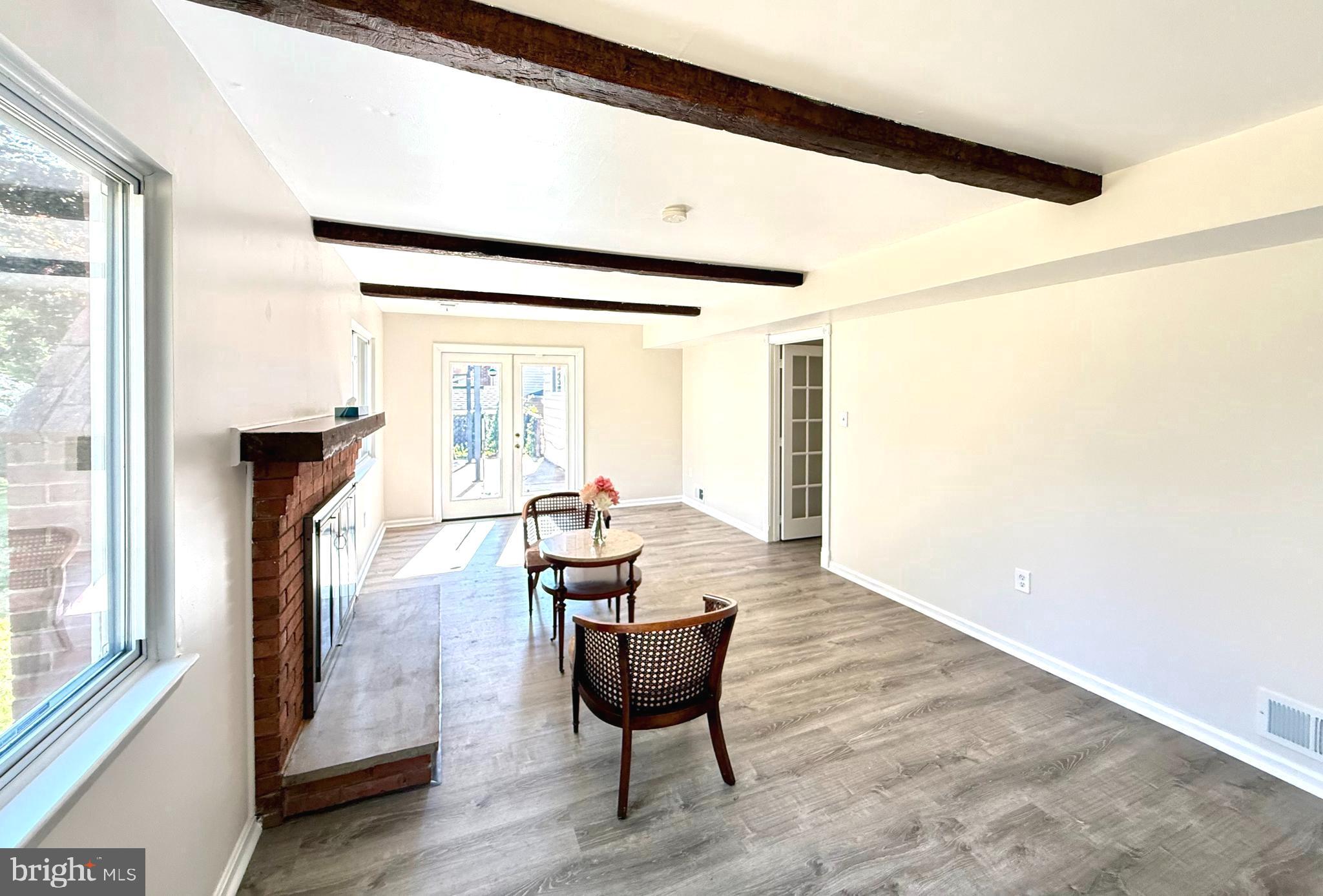 WOODLAWN TERRACE - Residential