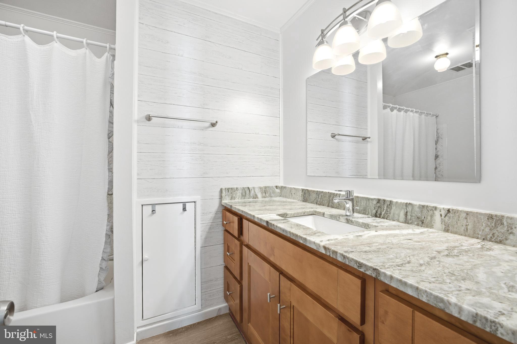 WOODLAWN TERRACE - Residential