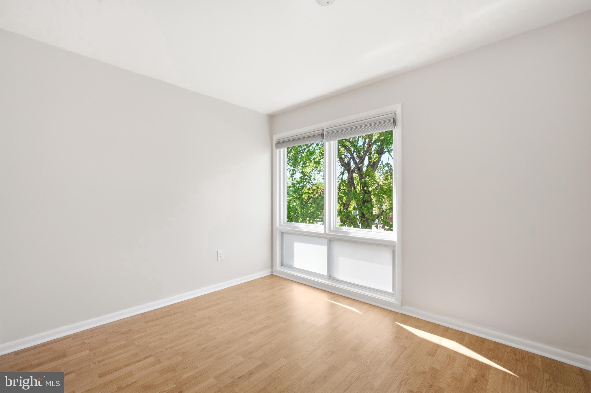 WOODLAWN TERRACE - Residential