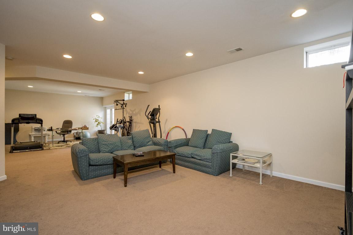 INNISBROOKE - Residential