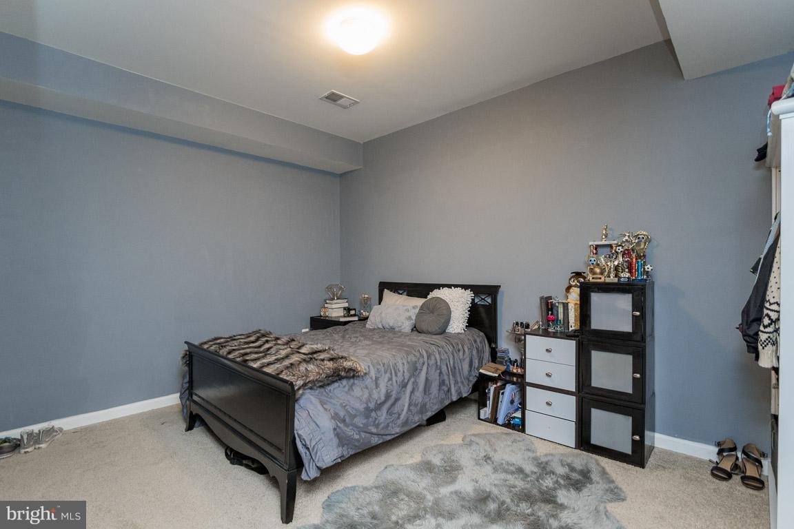 INNISBROOKE - Residential