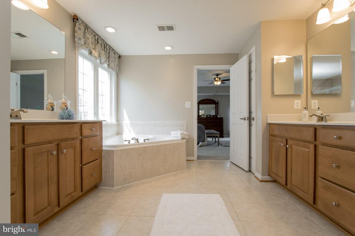 INNISBROOKE - Residential