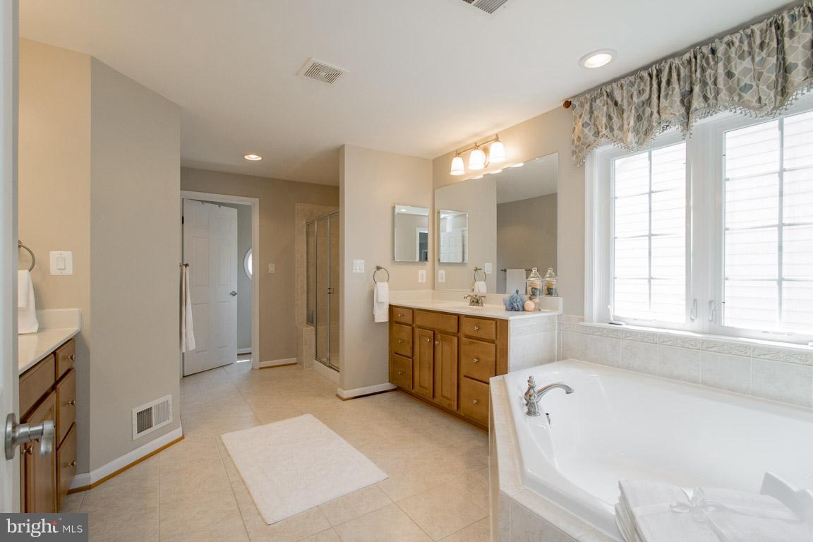 INNISBROOKE - Residential