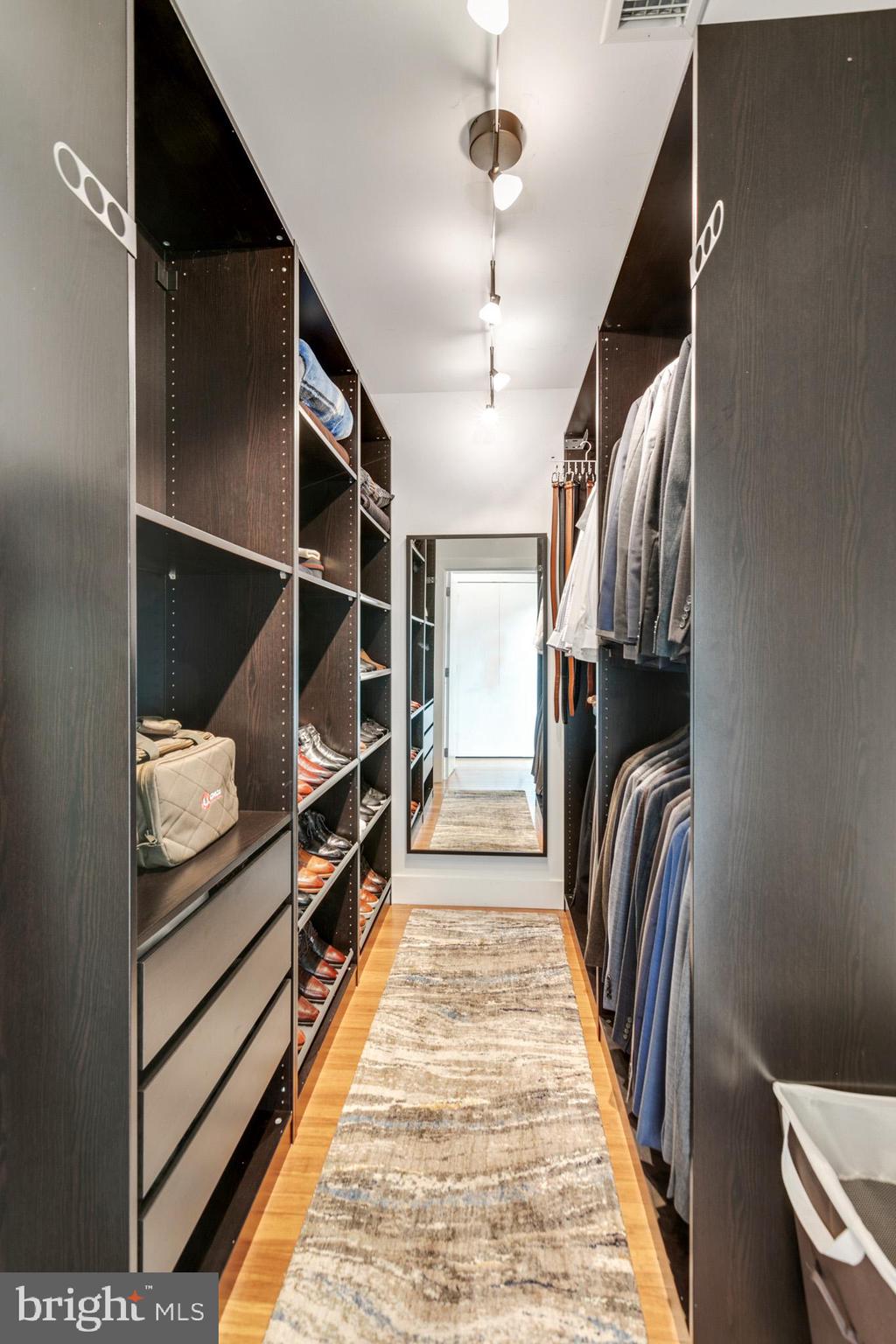 GRADUATE HOSPITAL - Residential