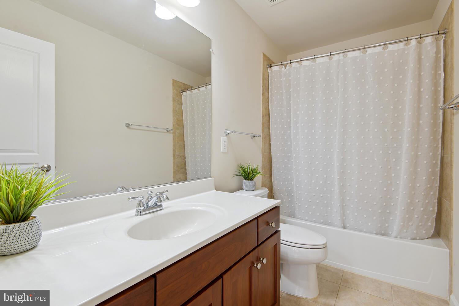 FAIR OAKS - Residential