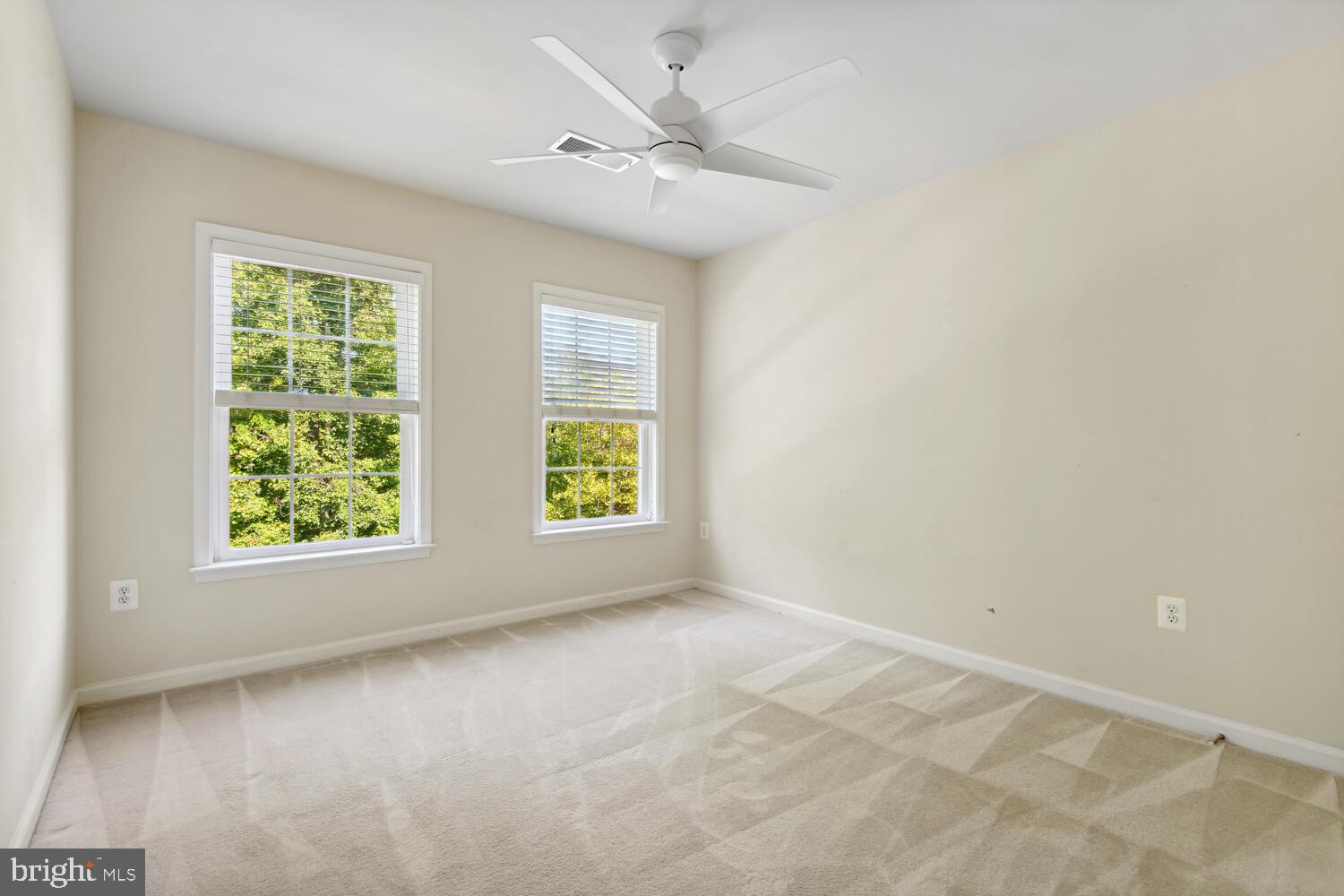 FAIR OAKS - Residential