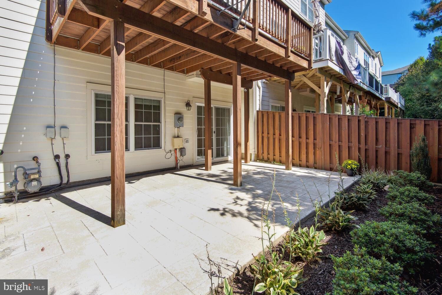 FAIR OAKS - Residential