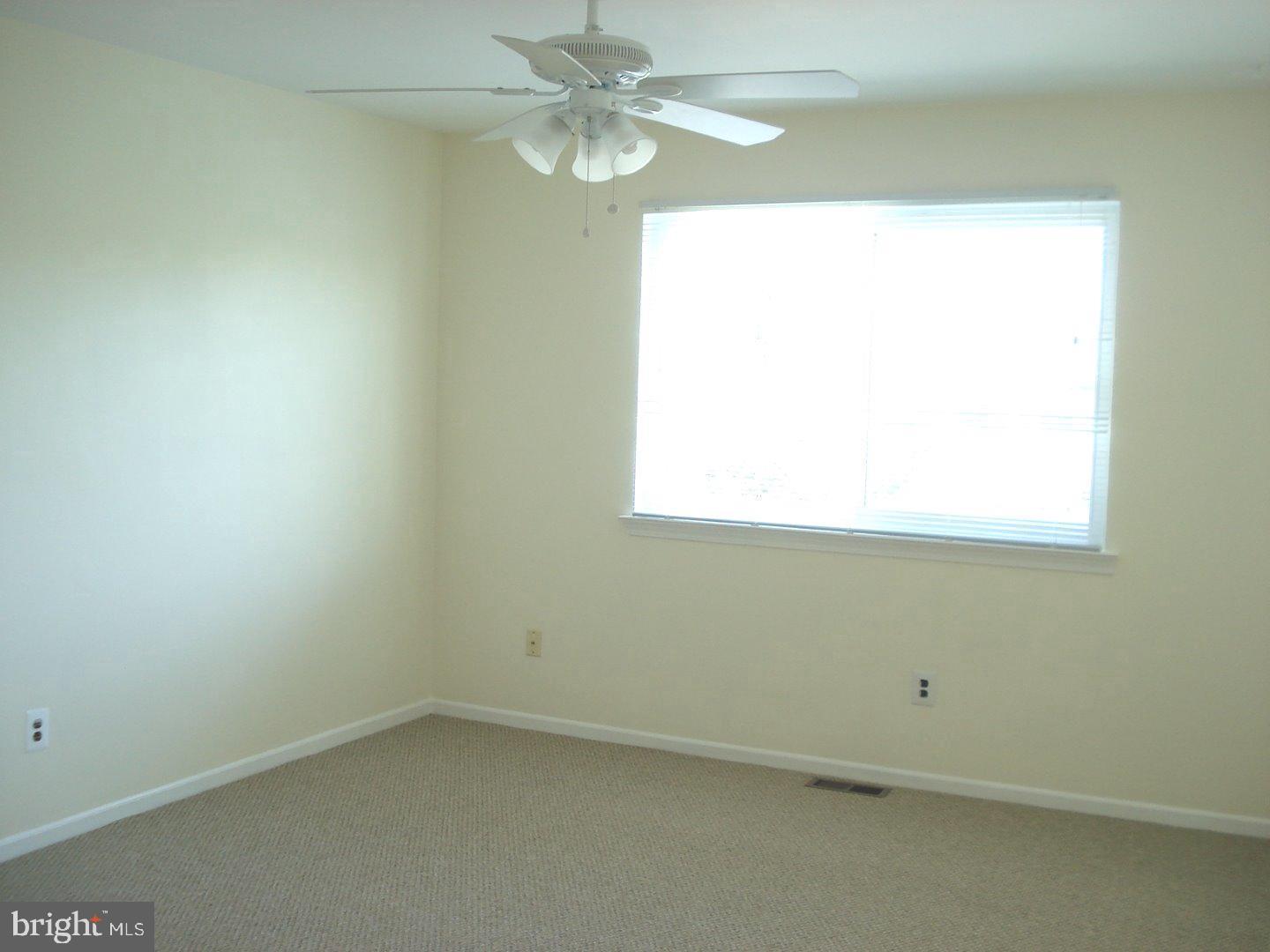 EAGLE RIDGE - Residential Lease