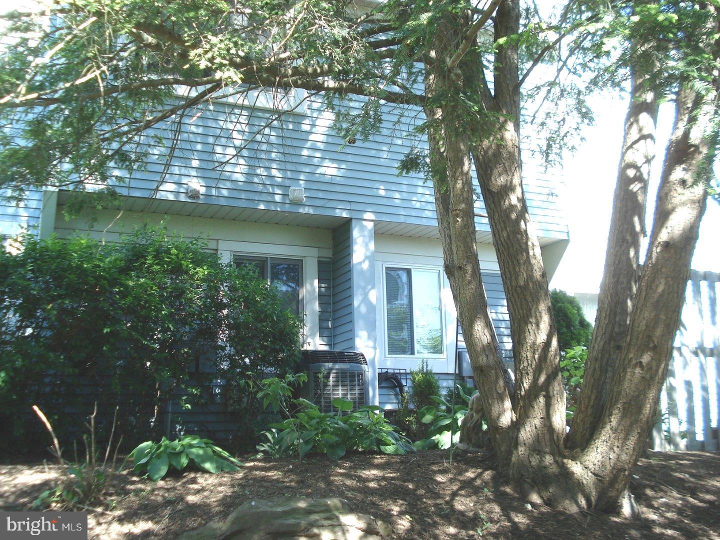 EAGLE RIDGE - Residential Lease