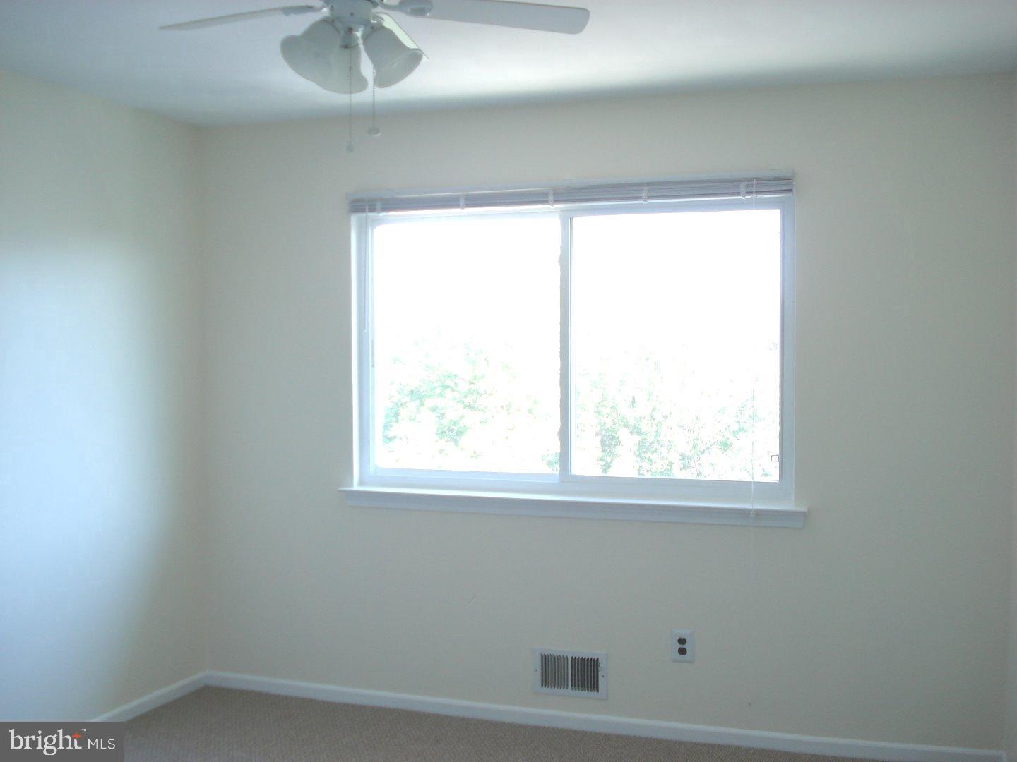EAGLE RIDGE - Residential Lease