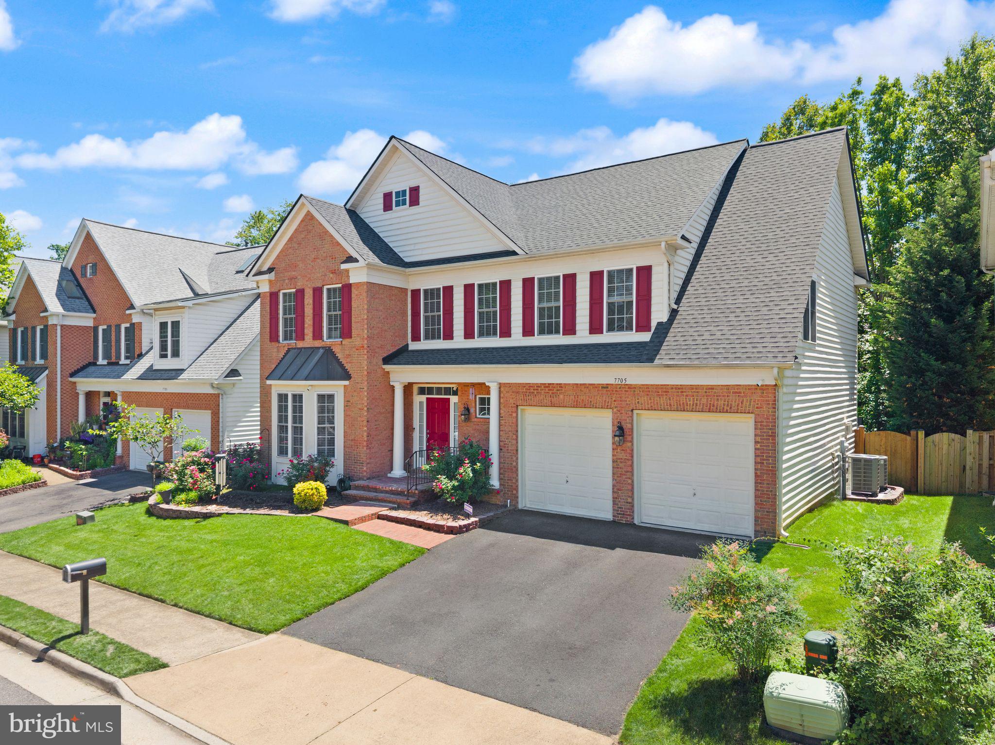 7705 RIDGEPARK COURT