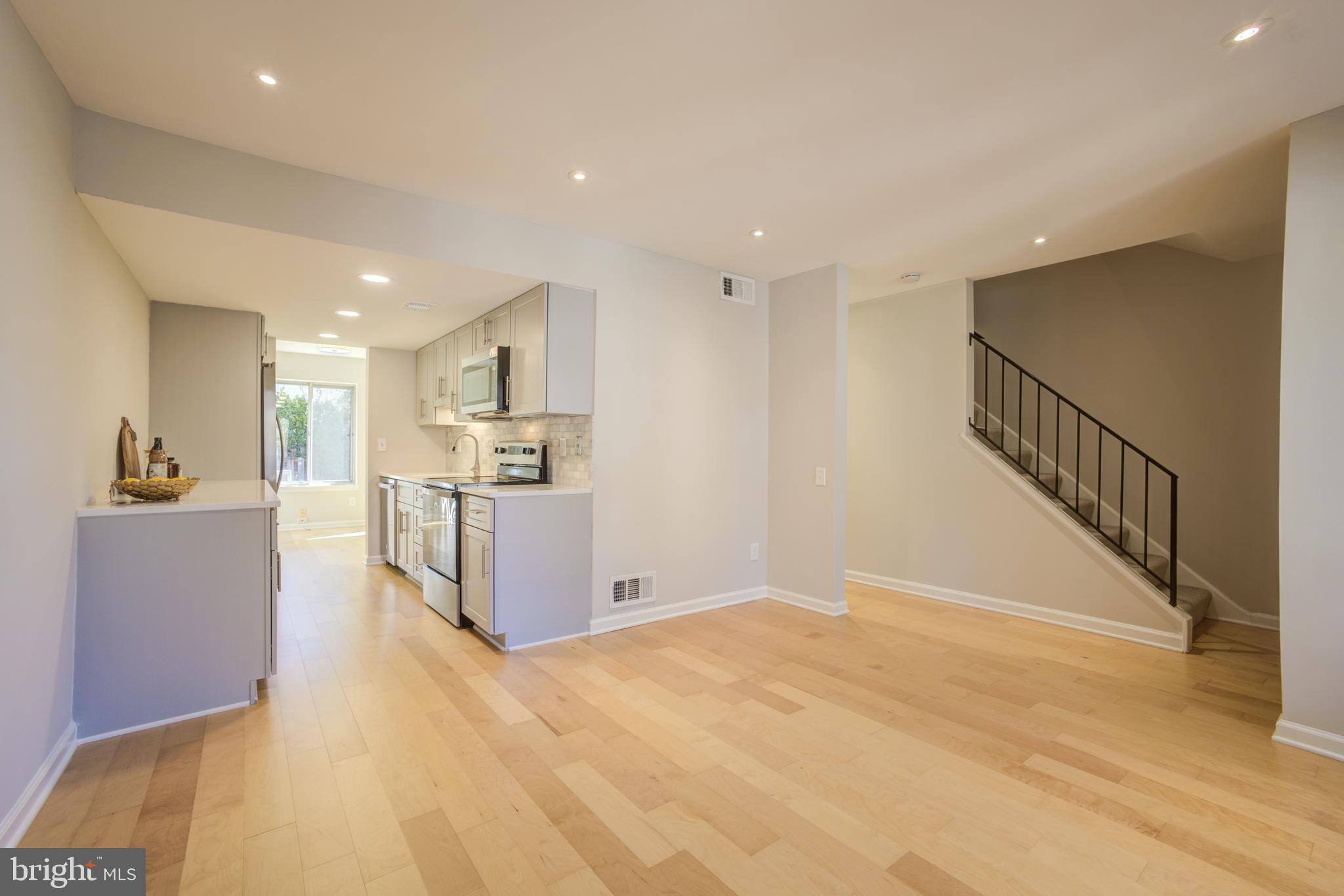 MARYLAND PLACE - Residential