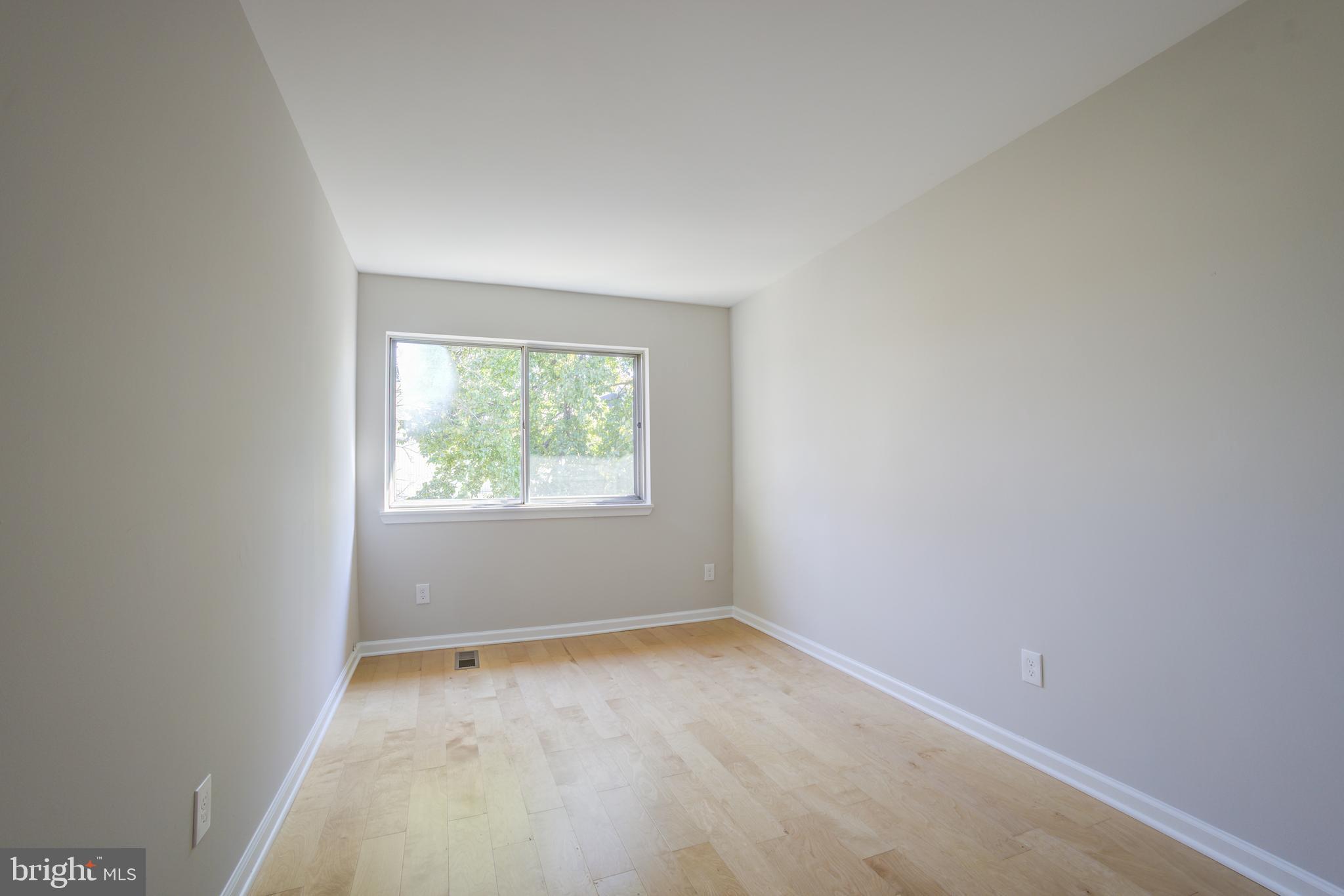 MARYLAND PLACE - Residential