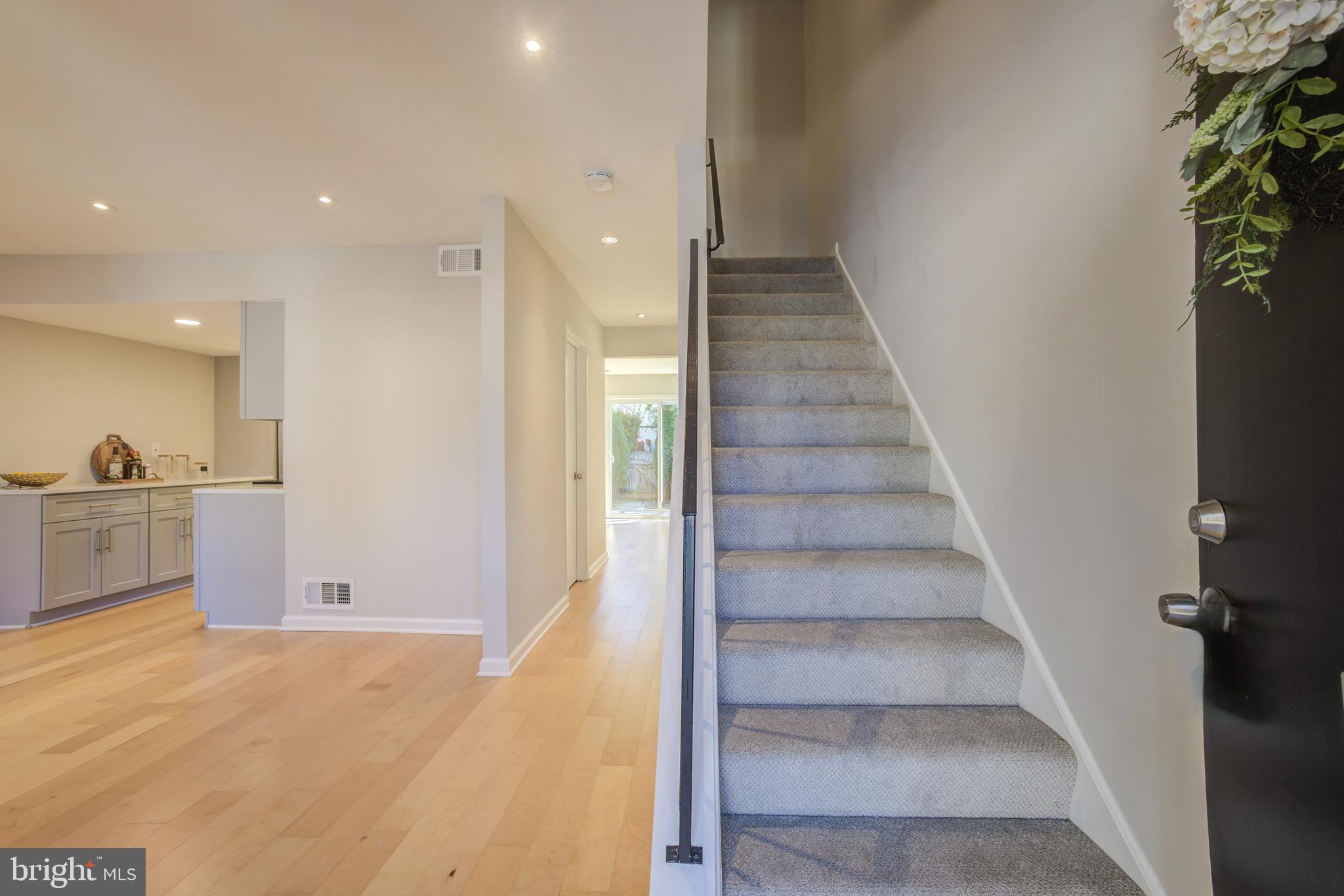 MARYLAND PLACE - Residential