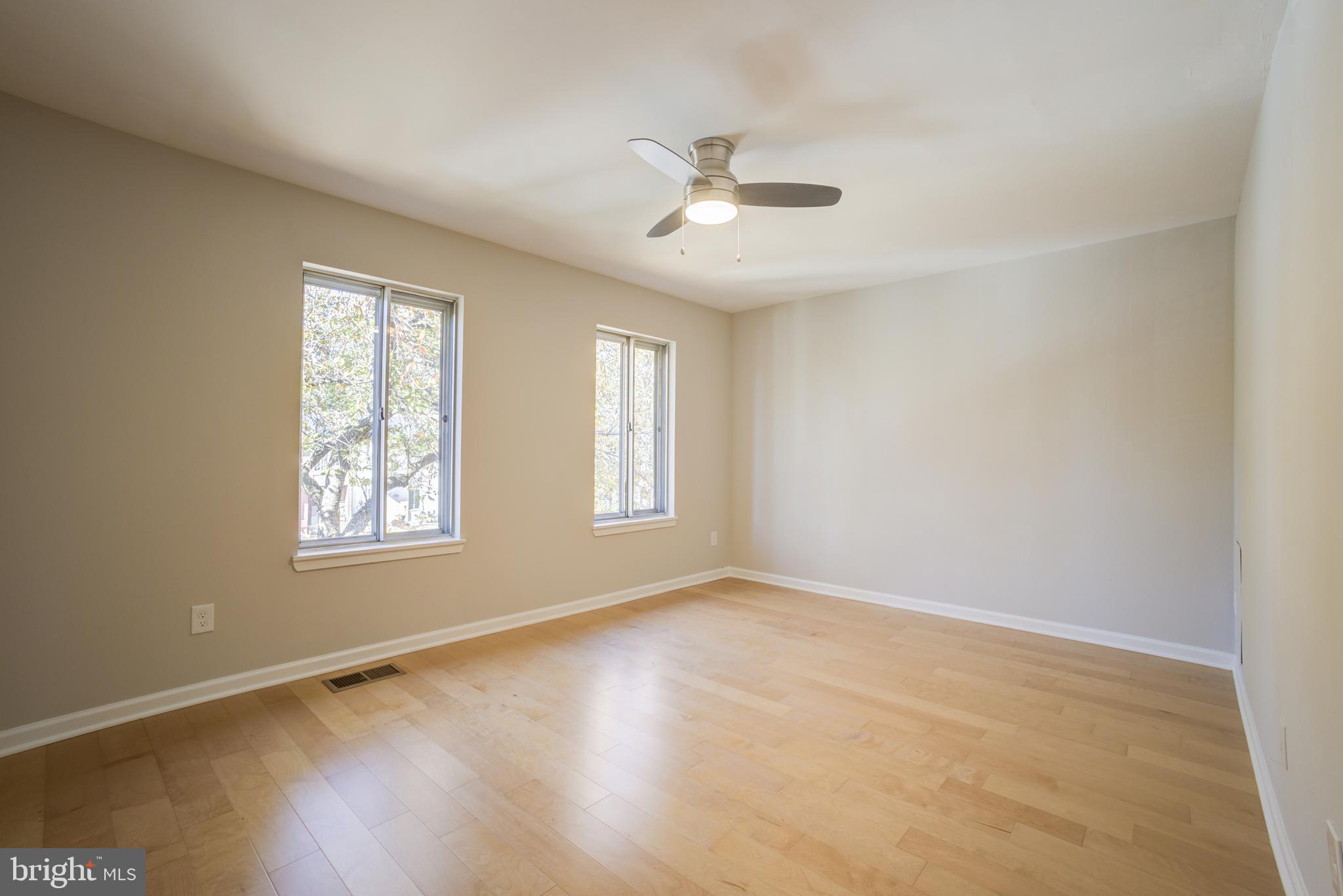 MARYLAND PLACE - Residential