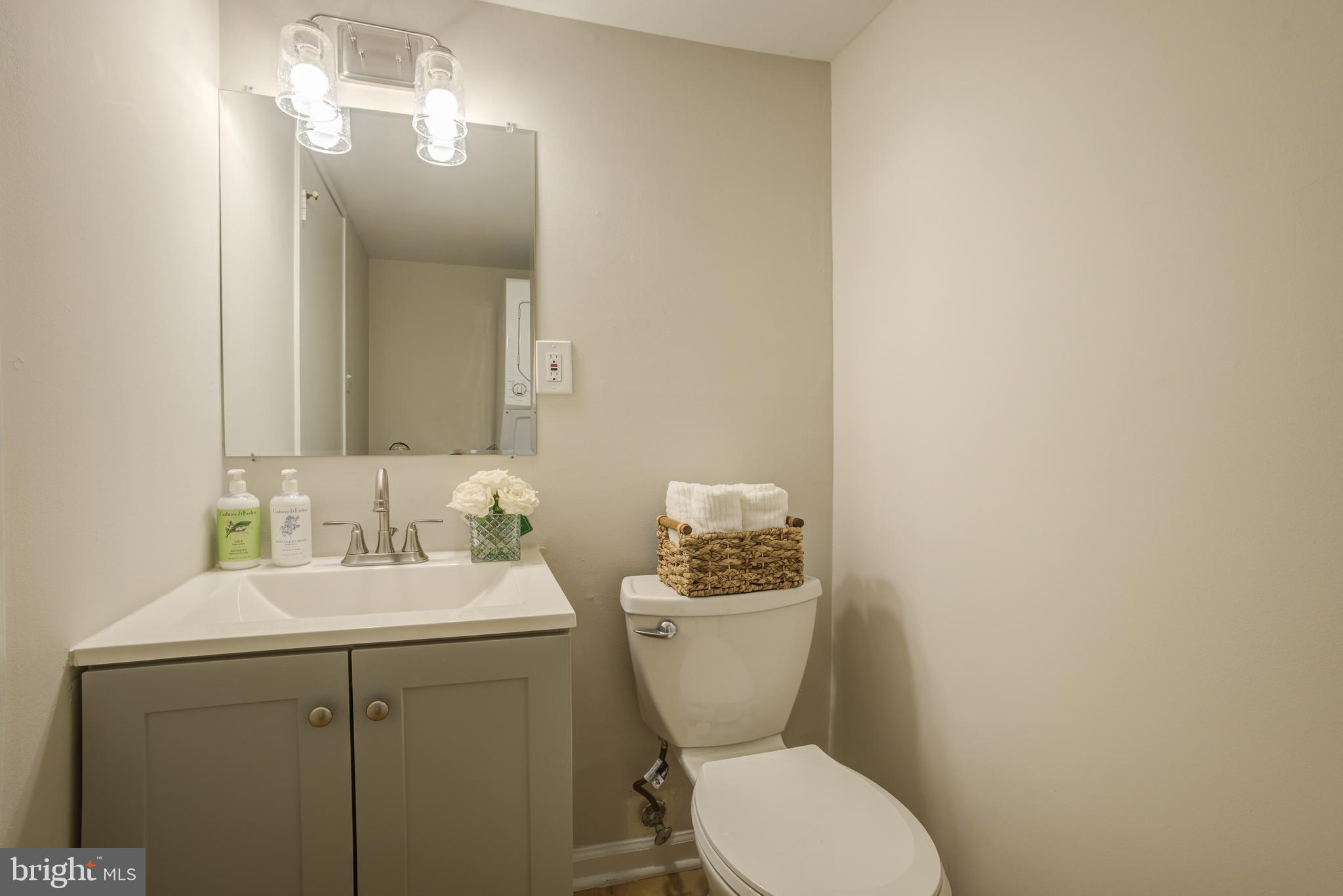 MARYLAND PLACE - Residential