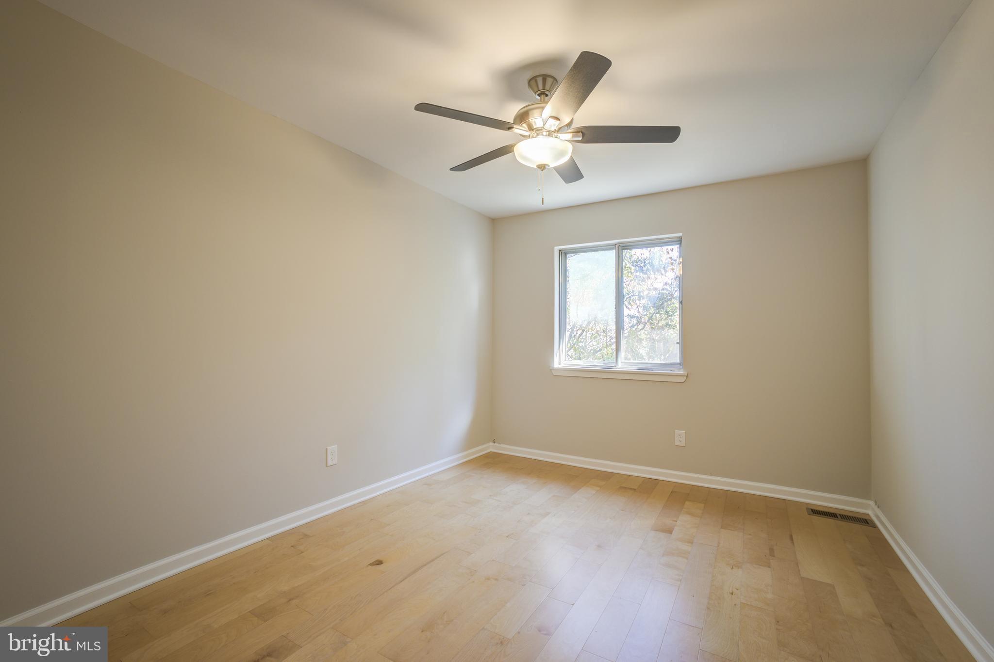 MARYLAND PLACE - Residential