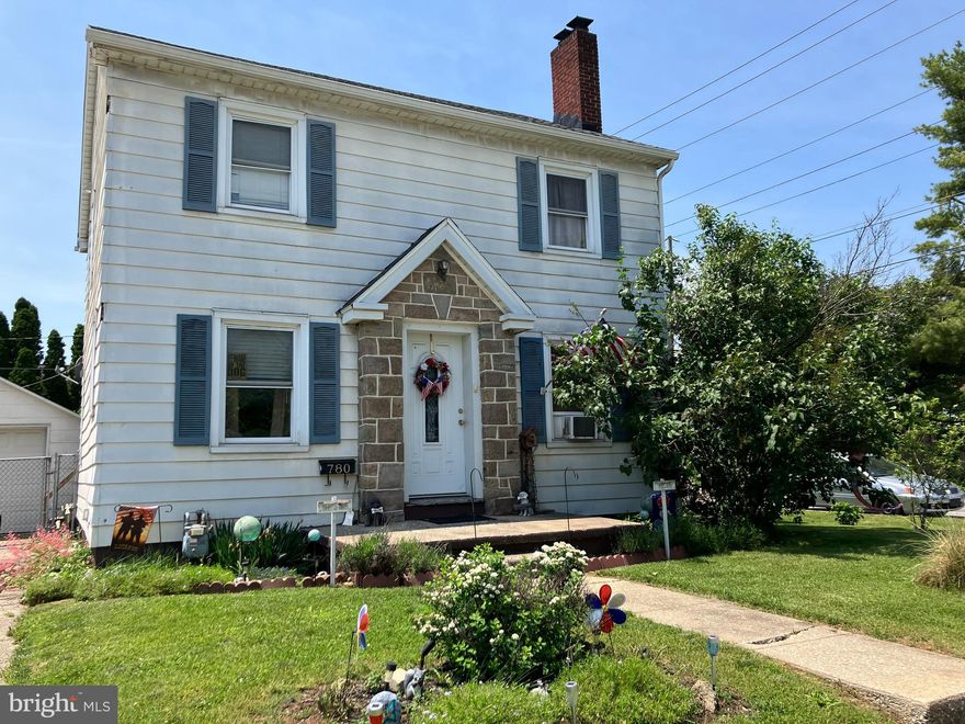 Nice single family home on a corner lot in Fireside neighborhood.  3 BR/1 BA.  Needs a little TLC but has a lot of potential.  Summer is almost here!   Enjoy the  deck overlooking the fully fenced in yard and above ground pool!   Detached oversized garage  House is being SOLD in "AS-IS" Condition including the appliances.