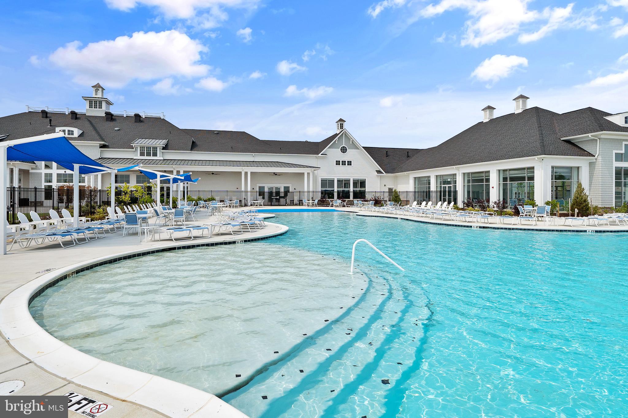 FOUR SEASONS AT KENT ISLAND - Residential