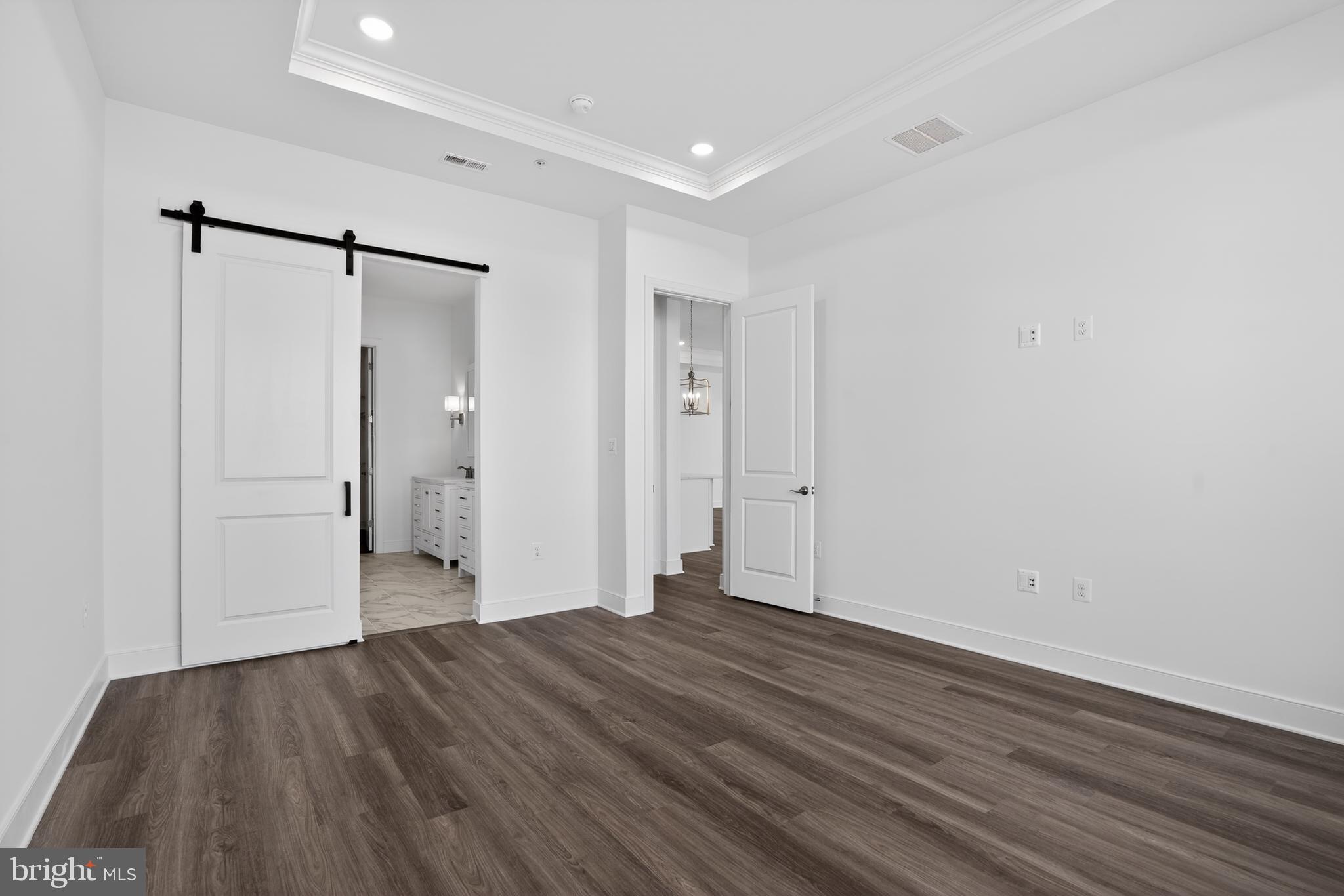 FOUR SEASONS AT KENT ISLAND - Residential