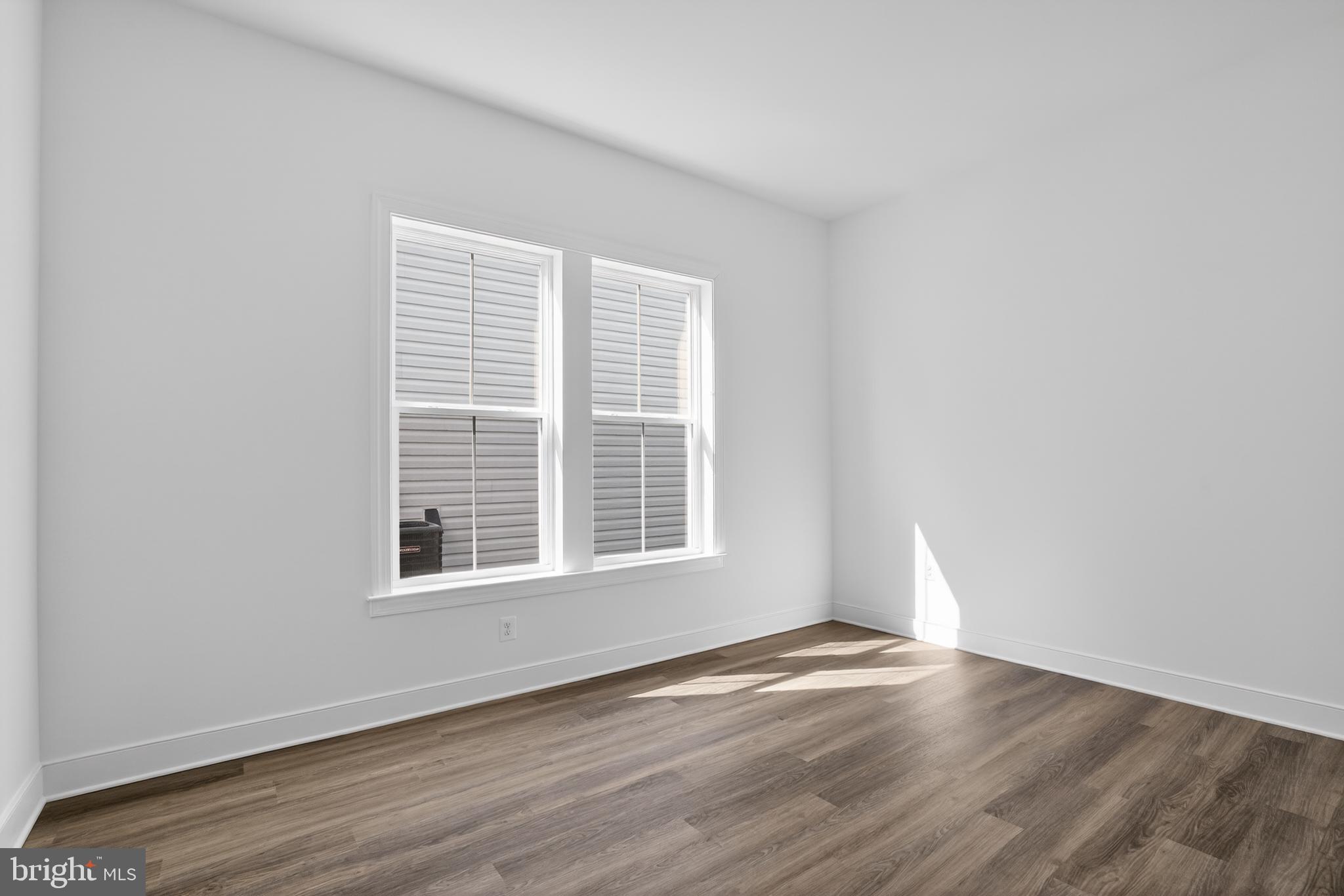 FOUR SEASONS AT KENT ISLAND - Residential