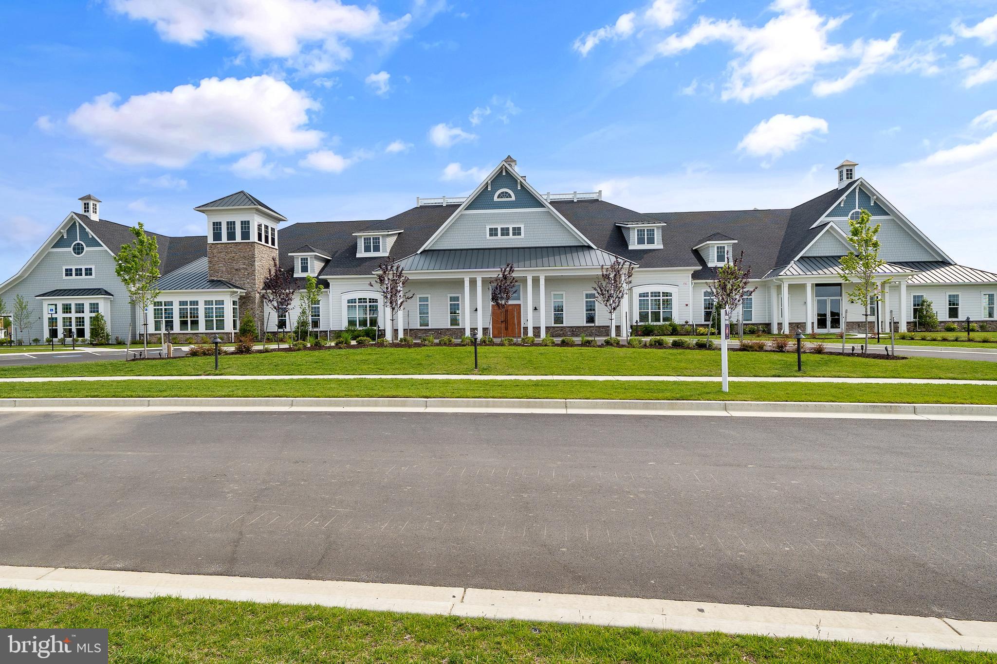 FOUR SEASONS AT KENT ISLAND - Residential